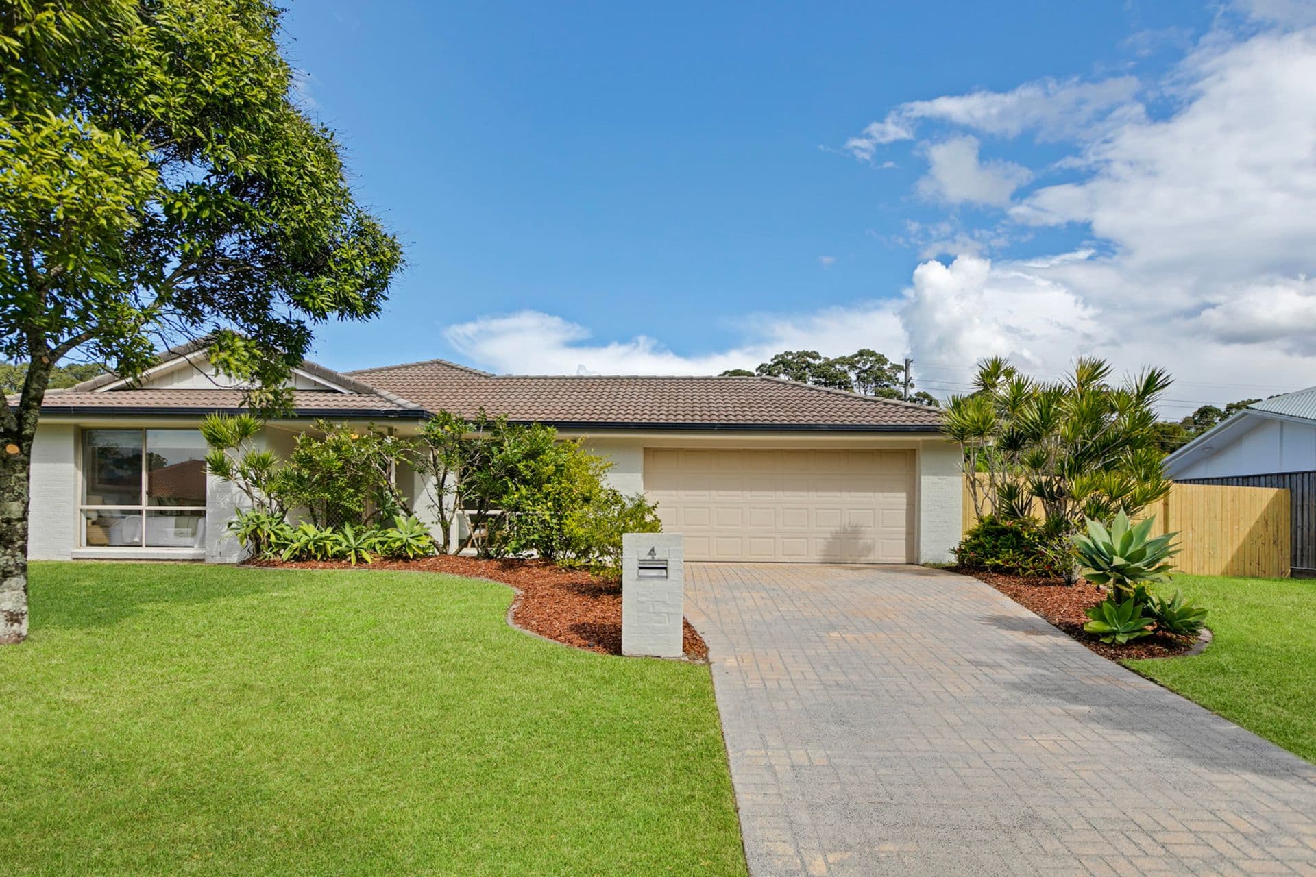 4 Oakdale Drive, Sippy Downs, QLD, 4556, Sippy Downs - Image 1
