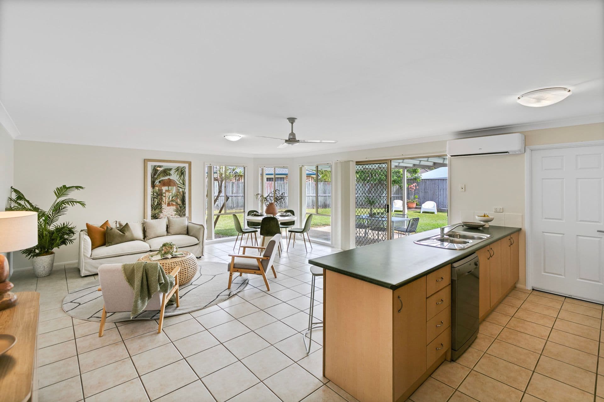 4 Oakdale Drive, Sippy Downs, QLD, 4556, Sippy Downs - Thumbnail 2