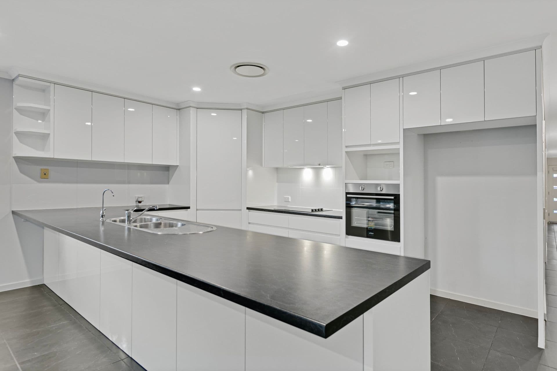 14 Kurrimine Crescent, Mountain Creek, QLD, 4557, Mountain Creek - Thumbnail 4