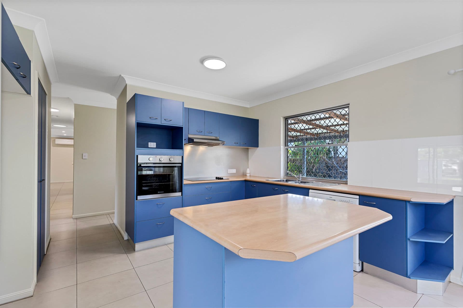 128 Wrigley Street, Maroochydore, QLD, 4558, Maroochydore - Thumbnail 7