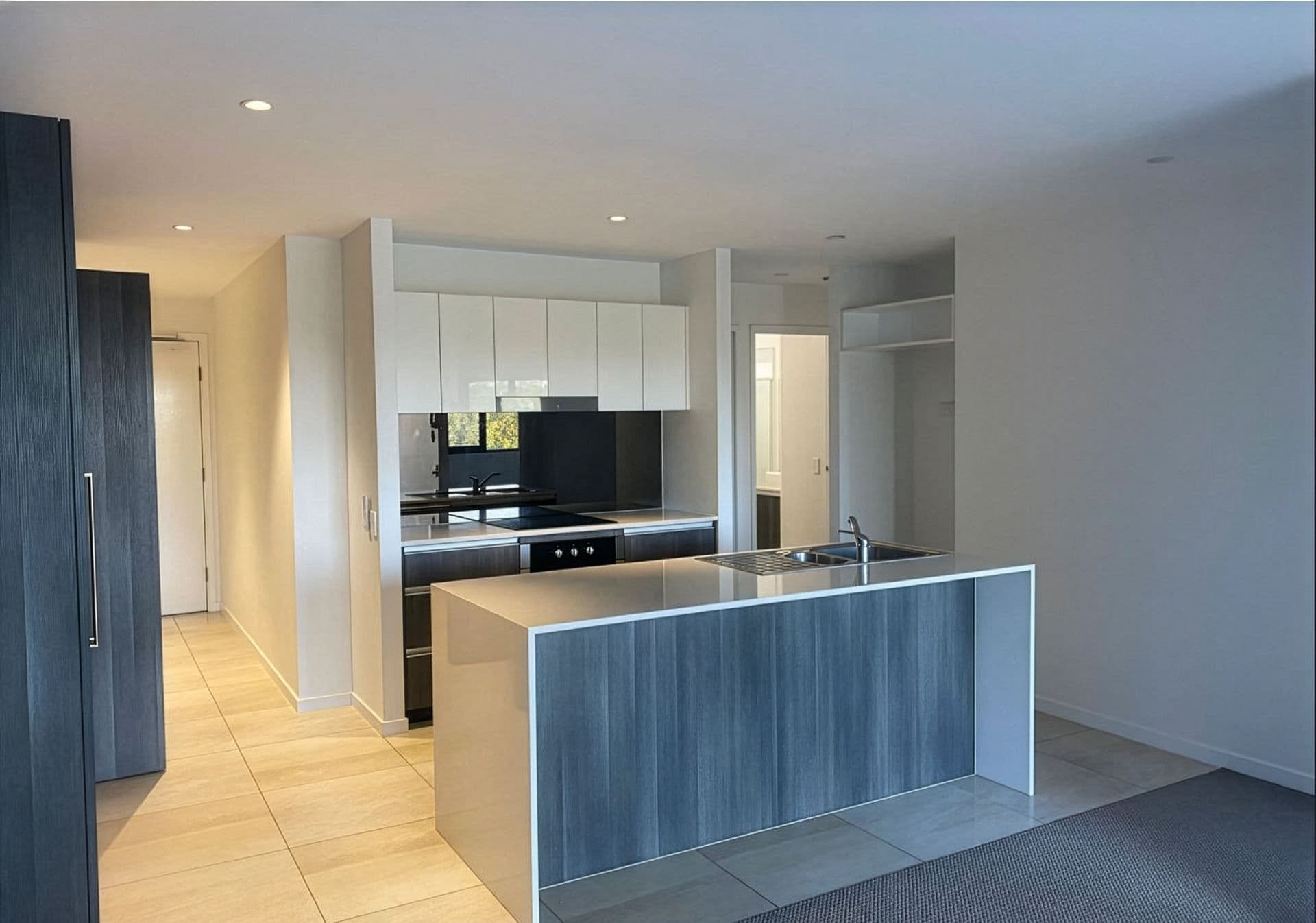 318/1 Fiji Court, Parrearra, QLD, 4575, Parrearra - Thumbnail 3