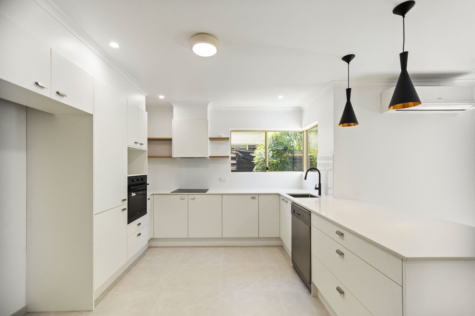 92 Duporth Ave, Maroochydore, QLD, 4558, Alexandra Headland - Thumbnail 3