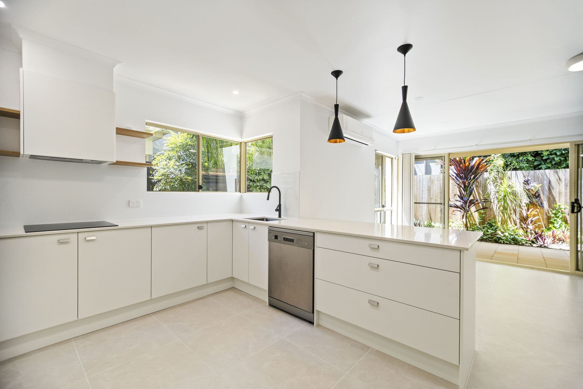 92 Duporth Ave, Maroochydore, QLD, 4558, Alexandra Headland - Thumbnail 5
