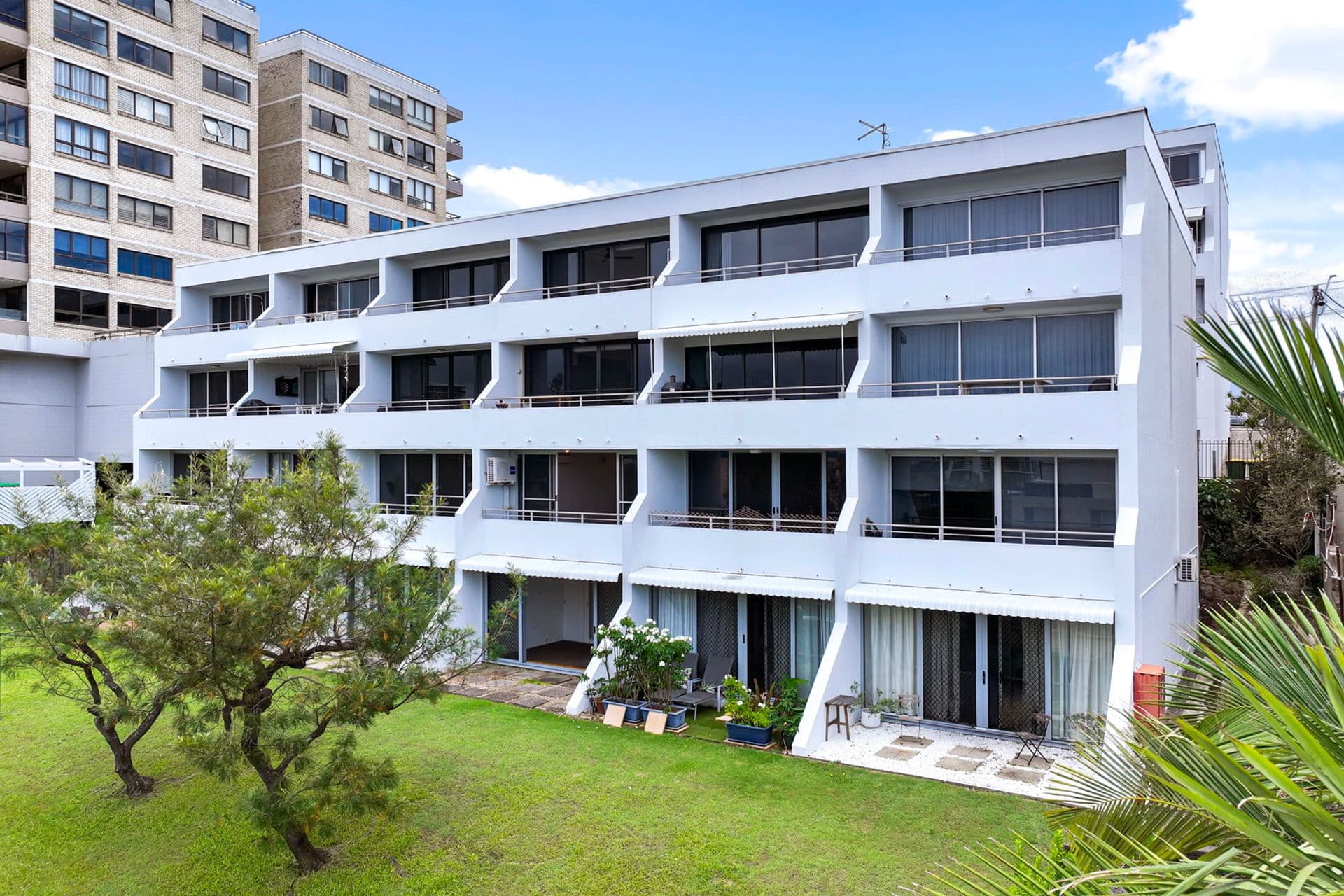 92 Duporth Ave, Maroochydore, QLD, 4558, Kings Beach - Thumbnail 2