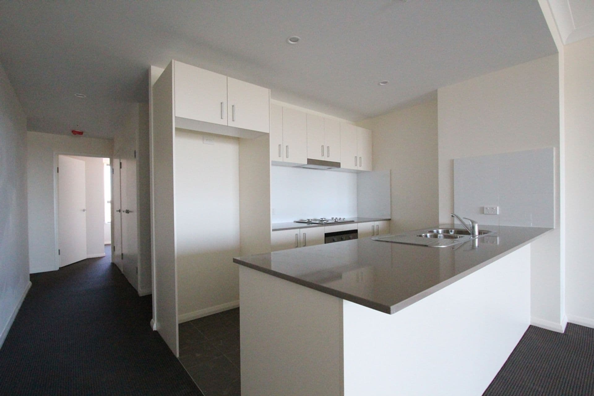 96/1 Browne Parade, Liverpool, NSW, 2170, Liverpool - Thumbnail 2