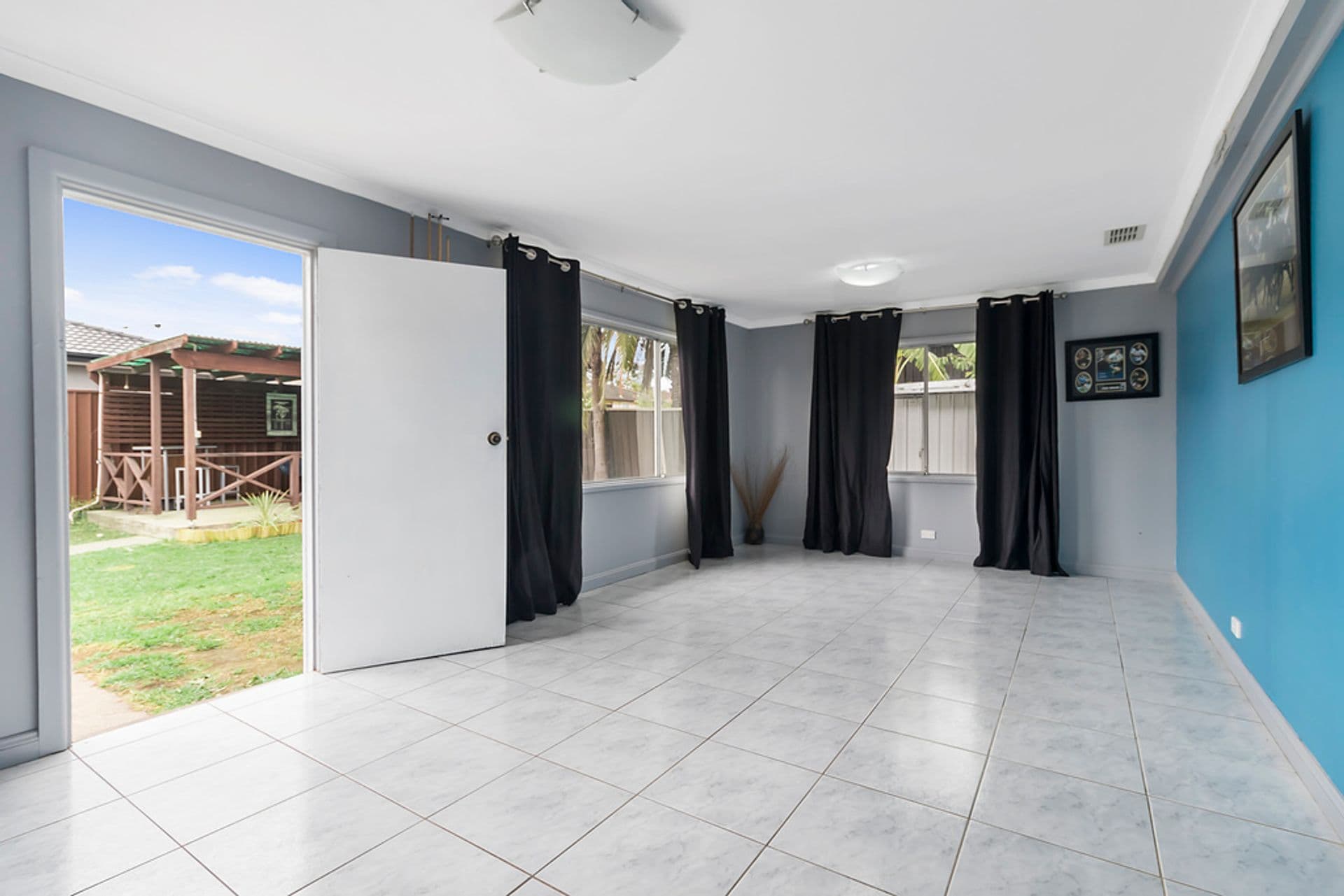 8 Sunset Avenue, Lurnea, NSW, 2170, Lurnea - Thumbnail 7
