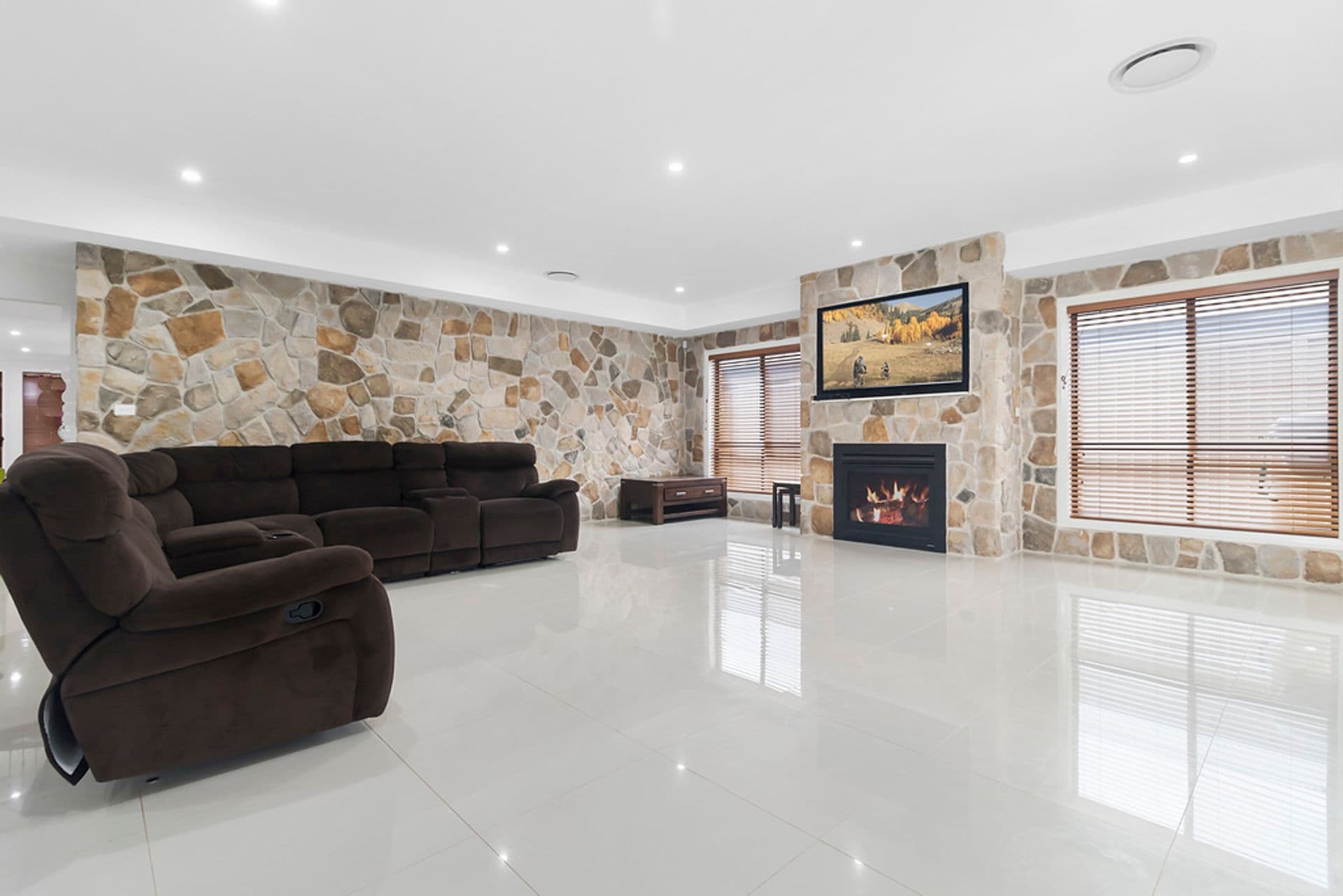 38 FOLEY CIRCUIT, Harrington Park, NSW, 2567, Harrington Park - Thumbnail 3