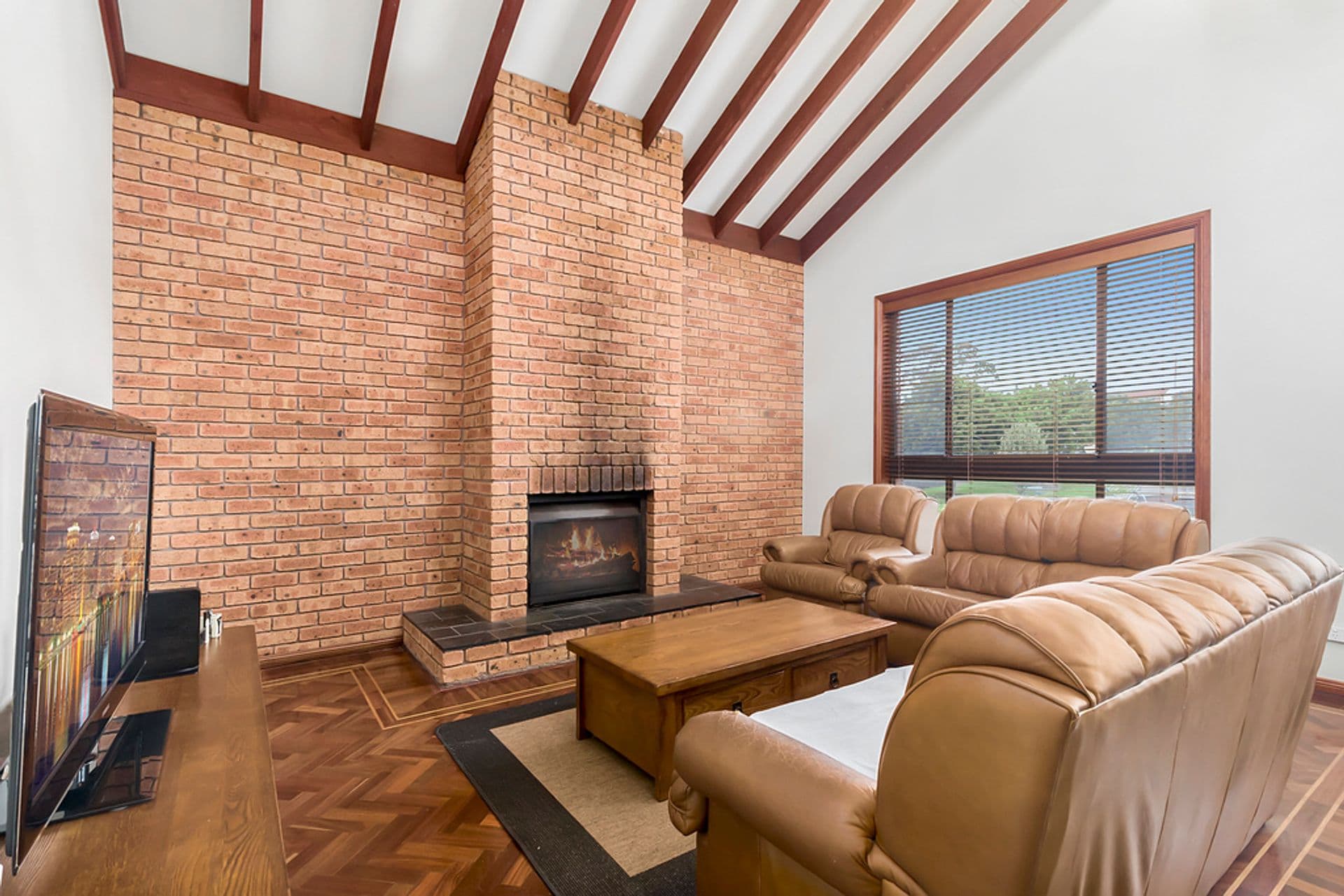 32  Province Street, Abbotsbury, NSW, 2176, Abbotsbury - Thumbnail 3
