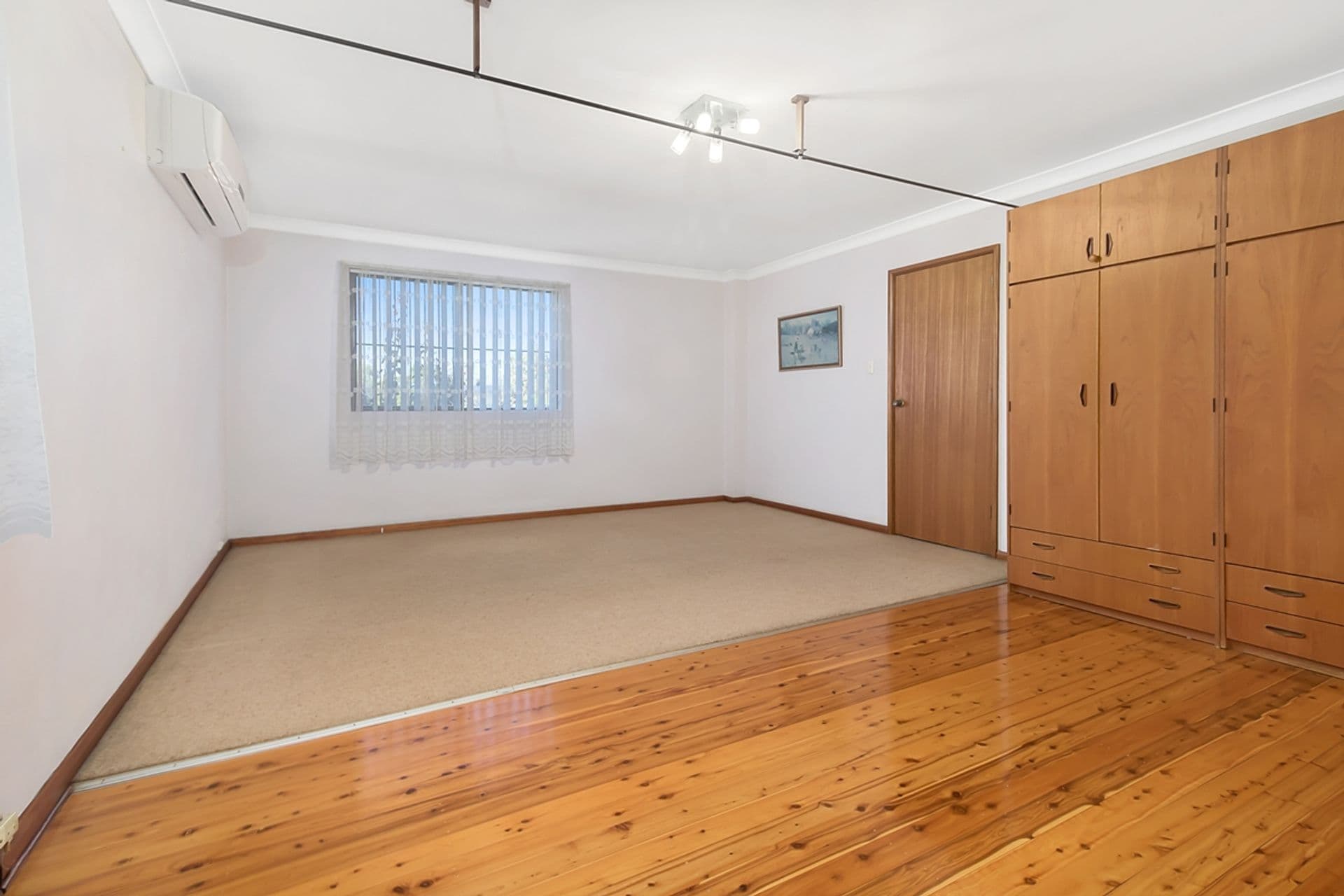 32 Phoenix Crescent, Casula, NSW, 2170, Casula - Thumbnail 7
