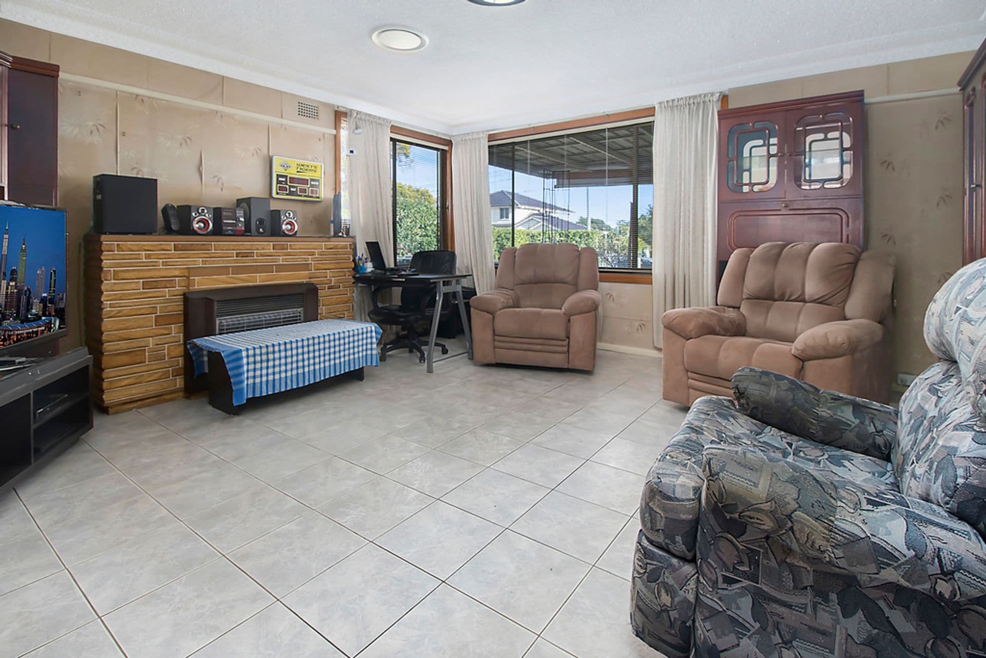 20 Rowe Ave, Lurnea, NSW, 2170, Lurnea - Thumbnail 3