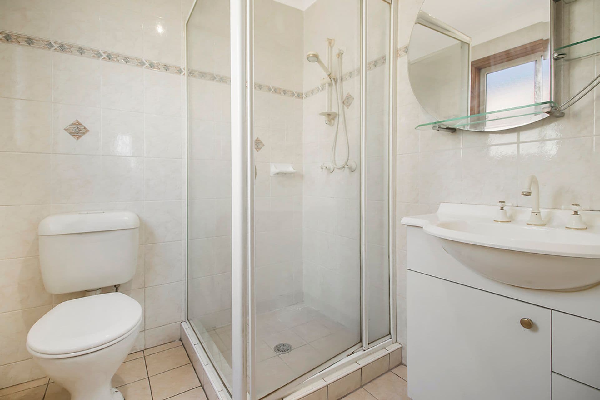 120 Graham Ave, Lurnea, NSW, 2170, Lurnea - Thumbnail 6