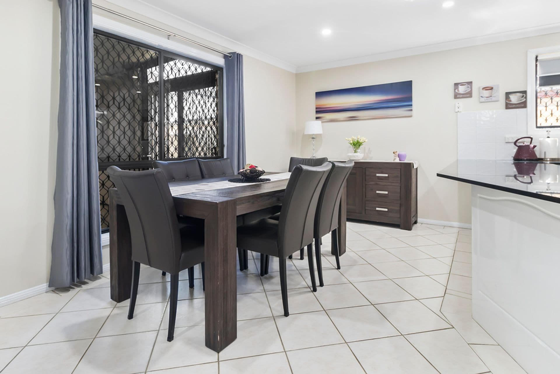 32  Bottlebrush Ave, Casula, NSW, 2170, Casula - Thumbnail 5