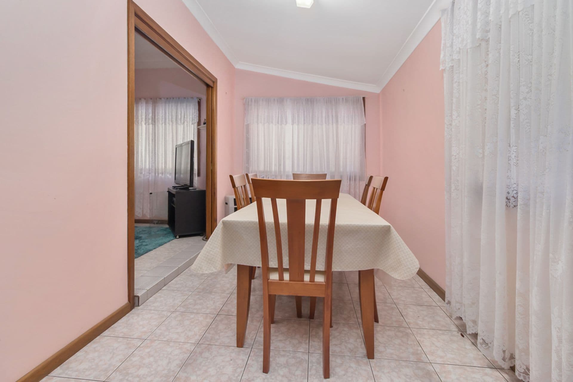 320 Edensor Road, Edensor Park, NSW, 2176, Edensor Park - Thumbnail 4