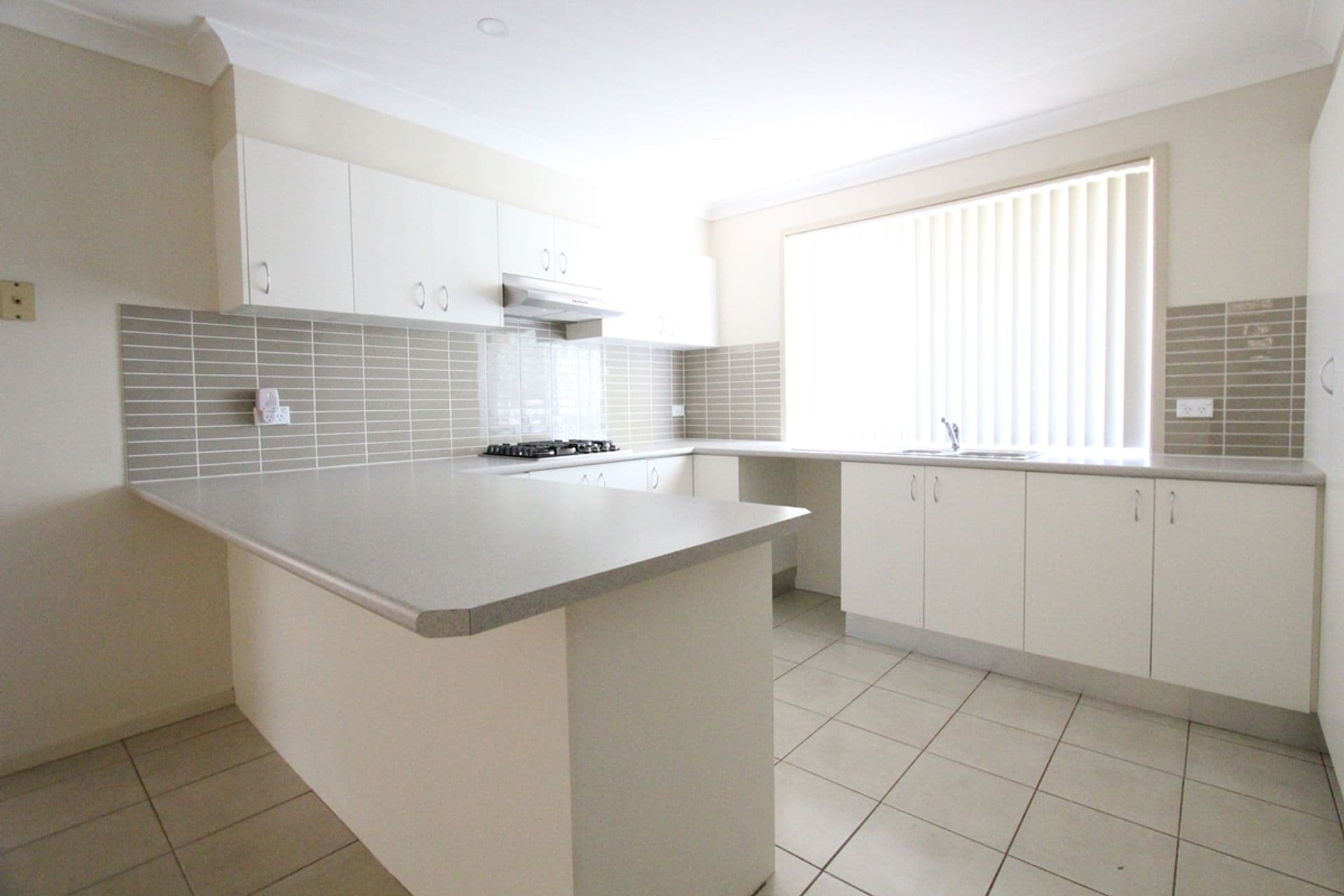 30  Mackellar Street, Casula, NSW, 2170, Casula - Thumbnail 2