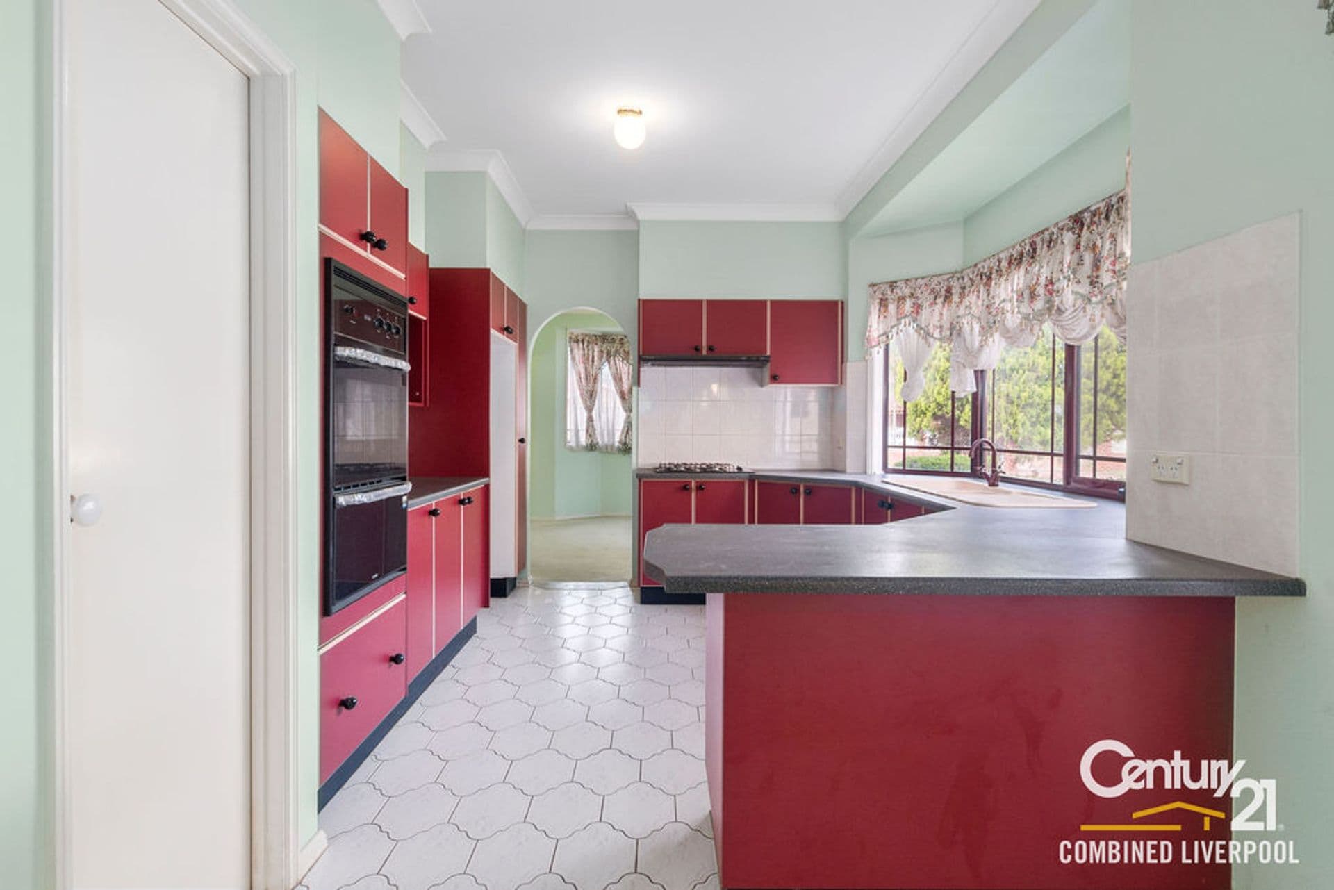6 Sanctuary Place, Chipping Norton, NSW, 2170, Chipping Norton - Thumbnail 7