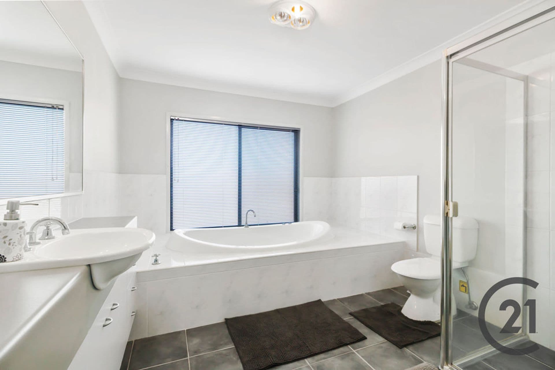 3 Saddle Row, Holsworthy, NSW, 2173, Holsworthy - Thumbnail 8