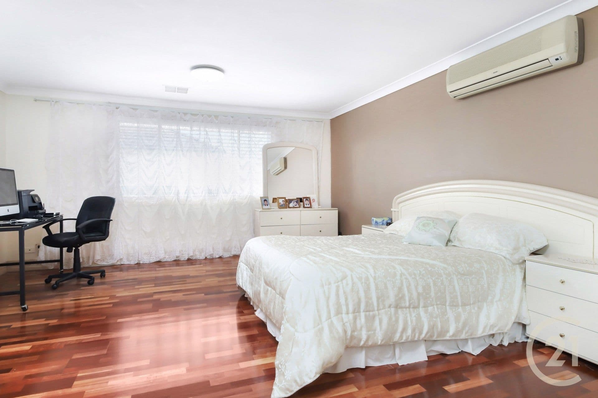 4 Inverness Circuit, Cecil Hills, NSW, 2171, Cecil Hills - Thumbnail 7