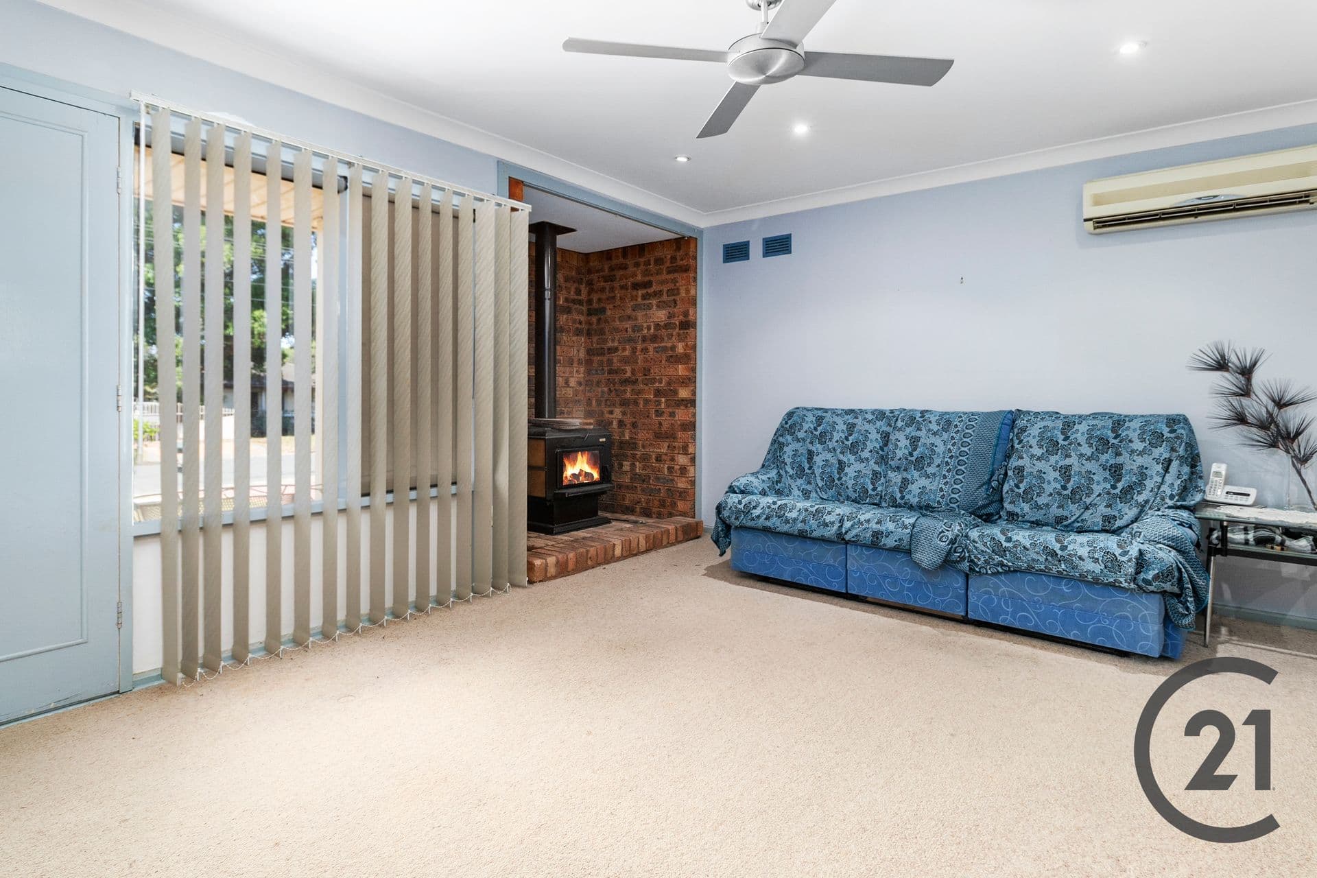 63  Stanwell Crescent, Ashcroft, NSW, 2168, Ashcroft - Thumbnail 2