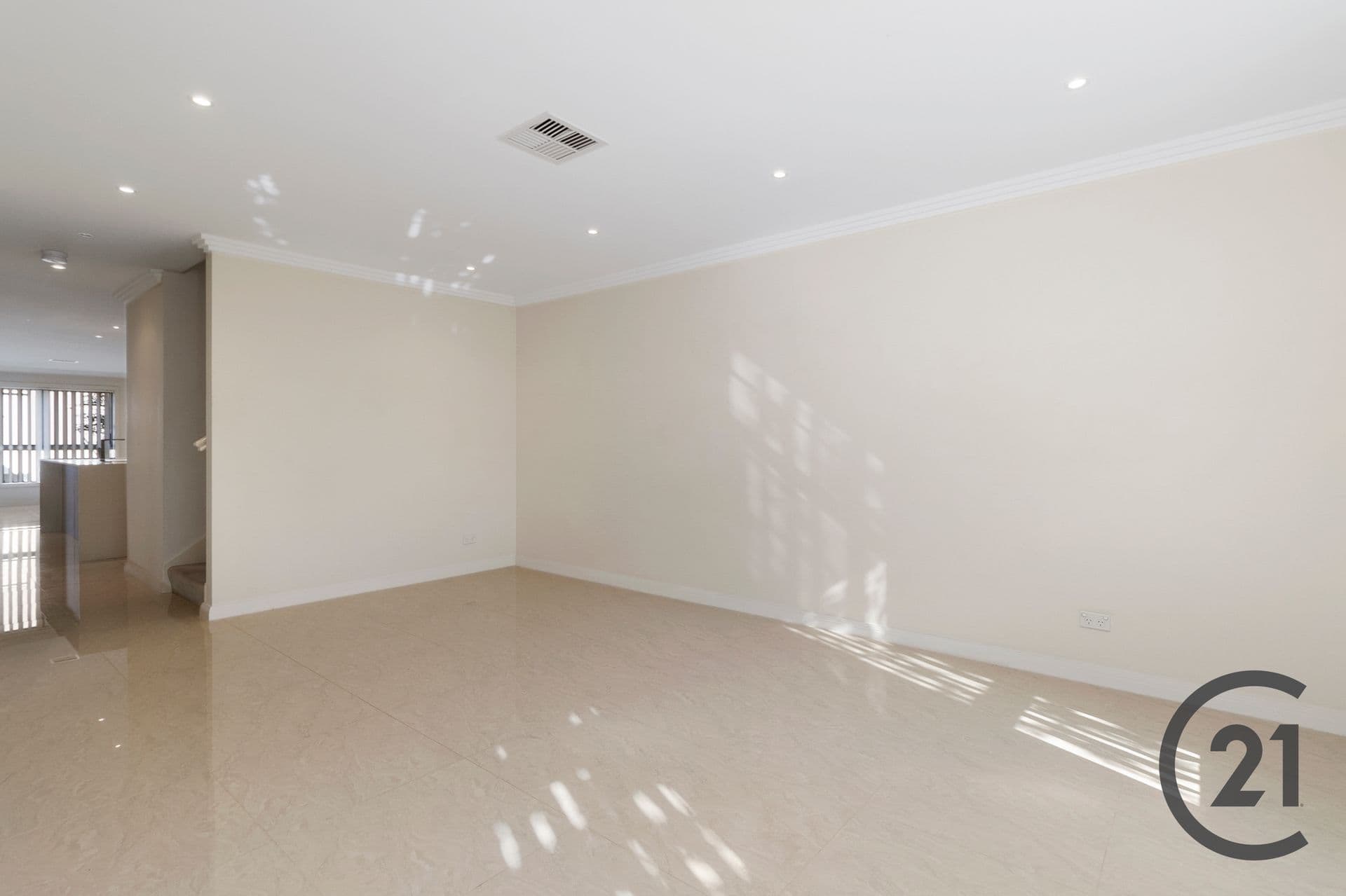 2 Sanananda Road, Holsworthy, NSW, 2173, Holsworthy - Thumbnail 3