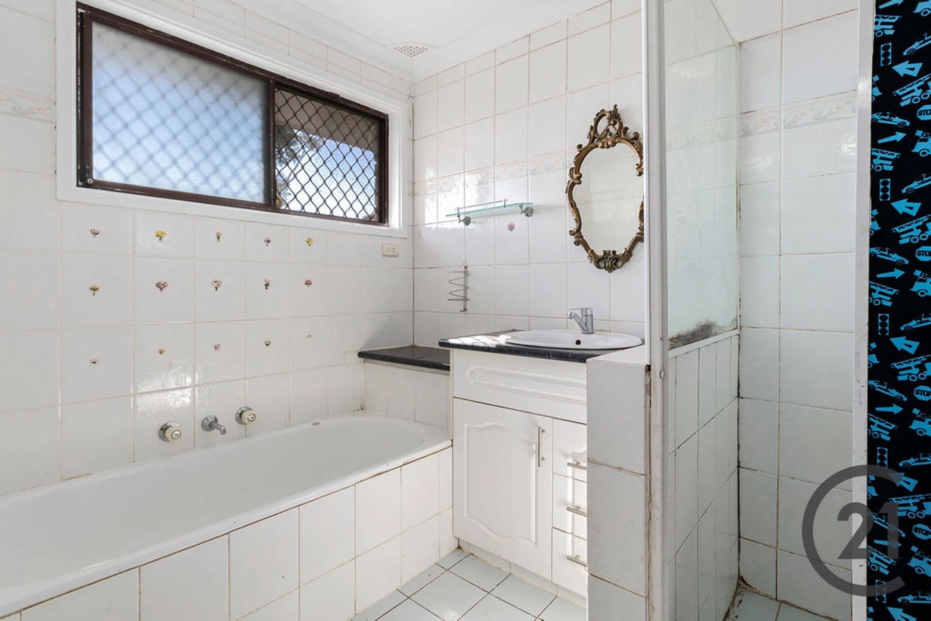 13 Bluegum Avenue, Prestons, NSW, 2170, Prestons - Thumbnail 8