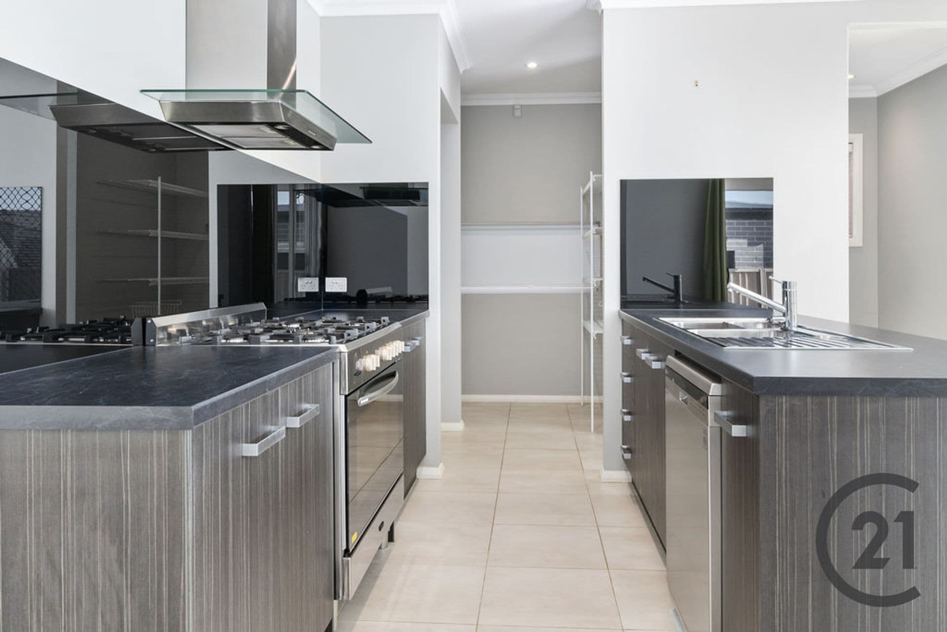 97 Mciver Avenue, Middleton Grange, NSW, 2171, Middleton Grange - Thumbnail 3