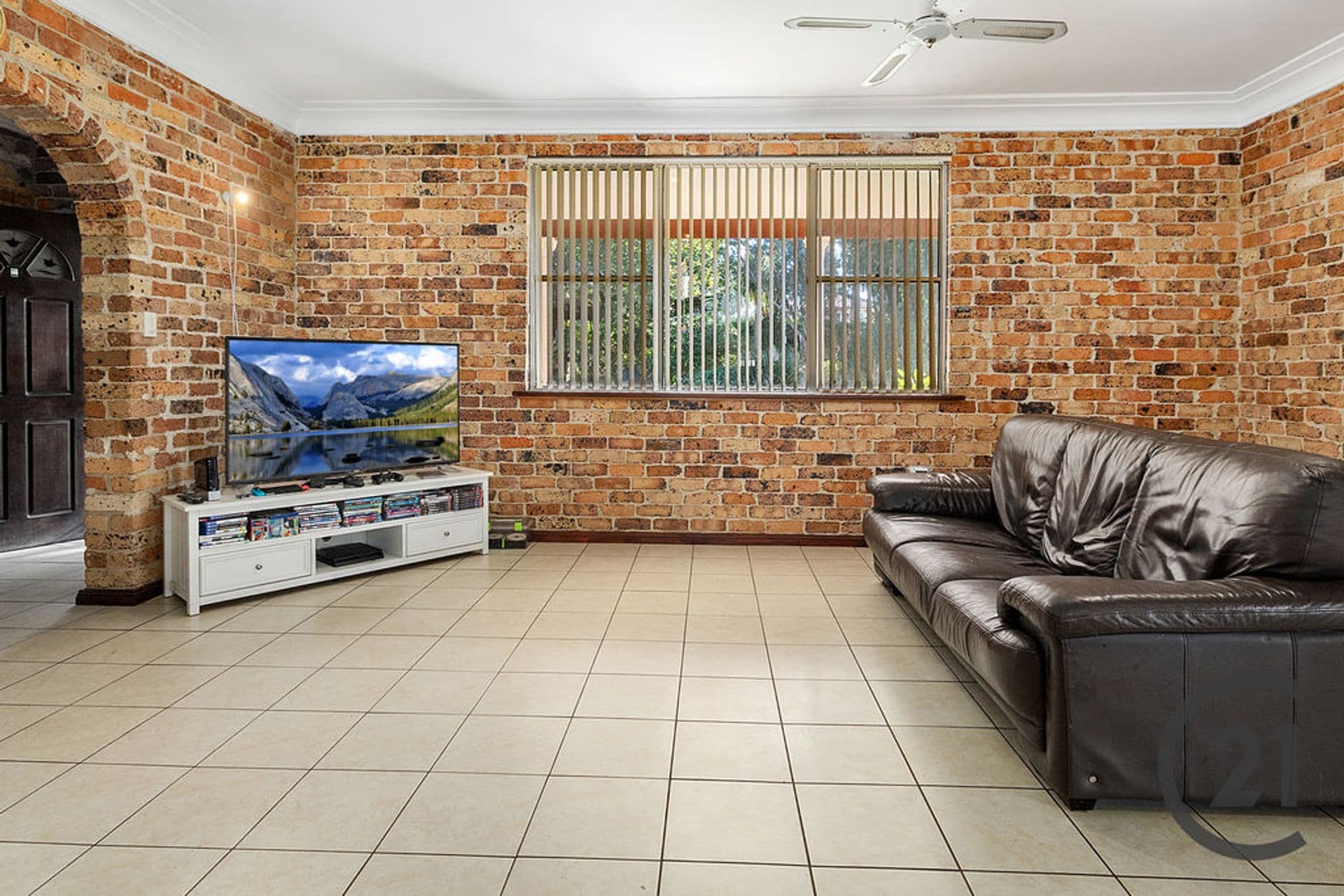 19 Glenfield Road, Glenfield, NSW, 2167, Glenfield - Thumbnail 2