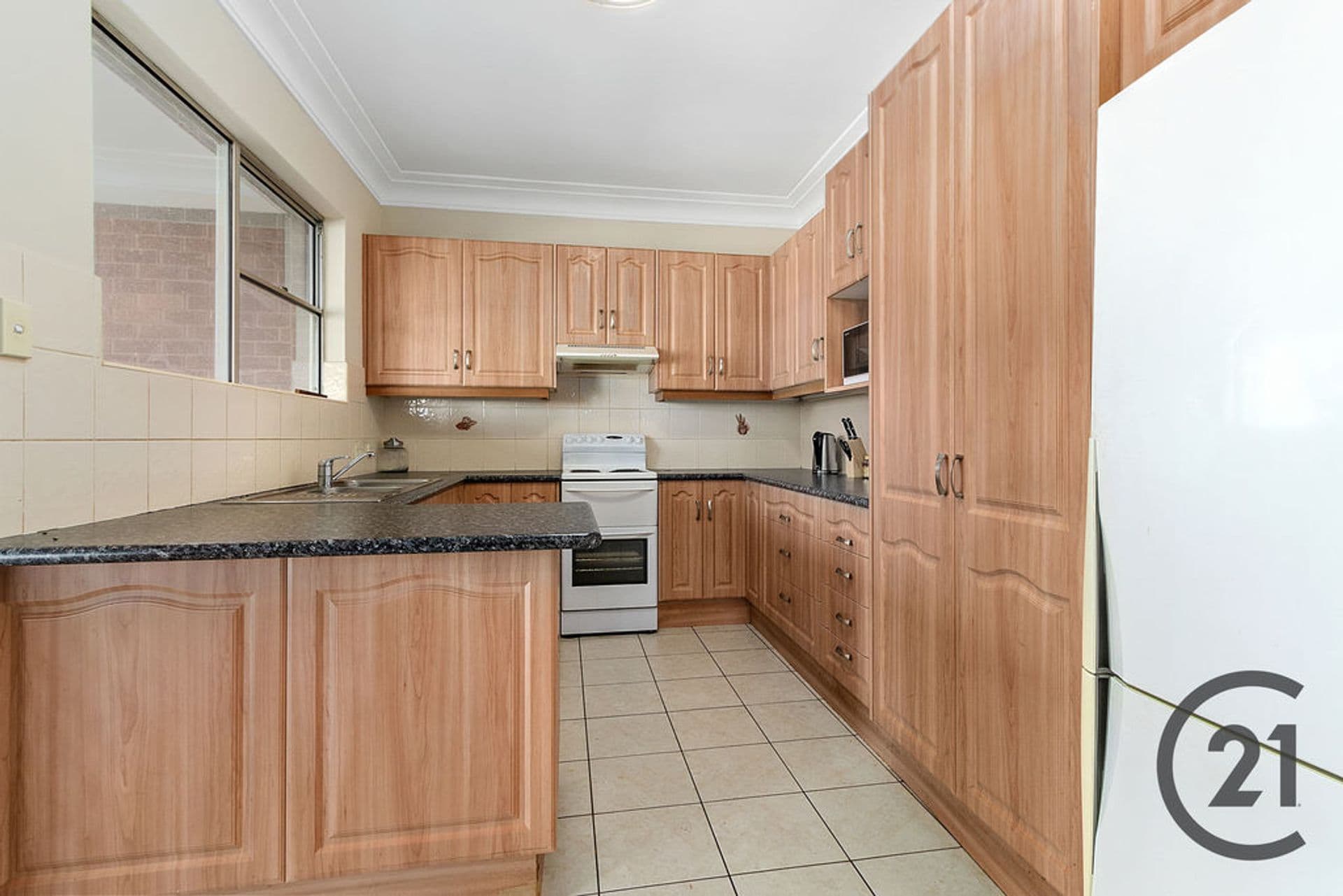 19 Glenfield Road, Glenfield, NSW, 2167, Glenfield - Thumbnail 4