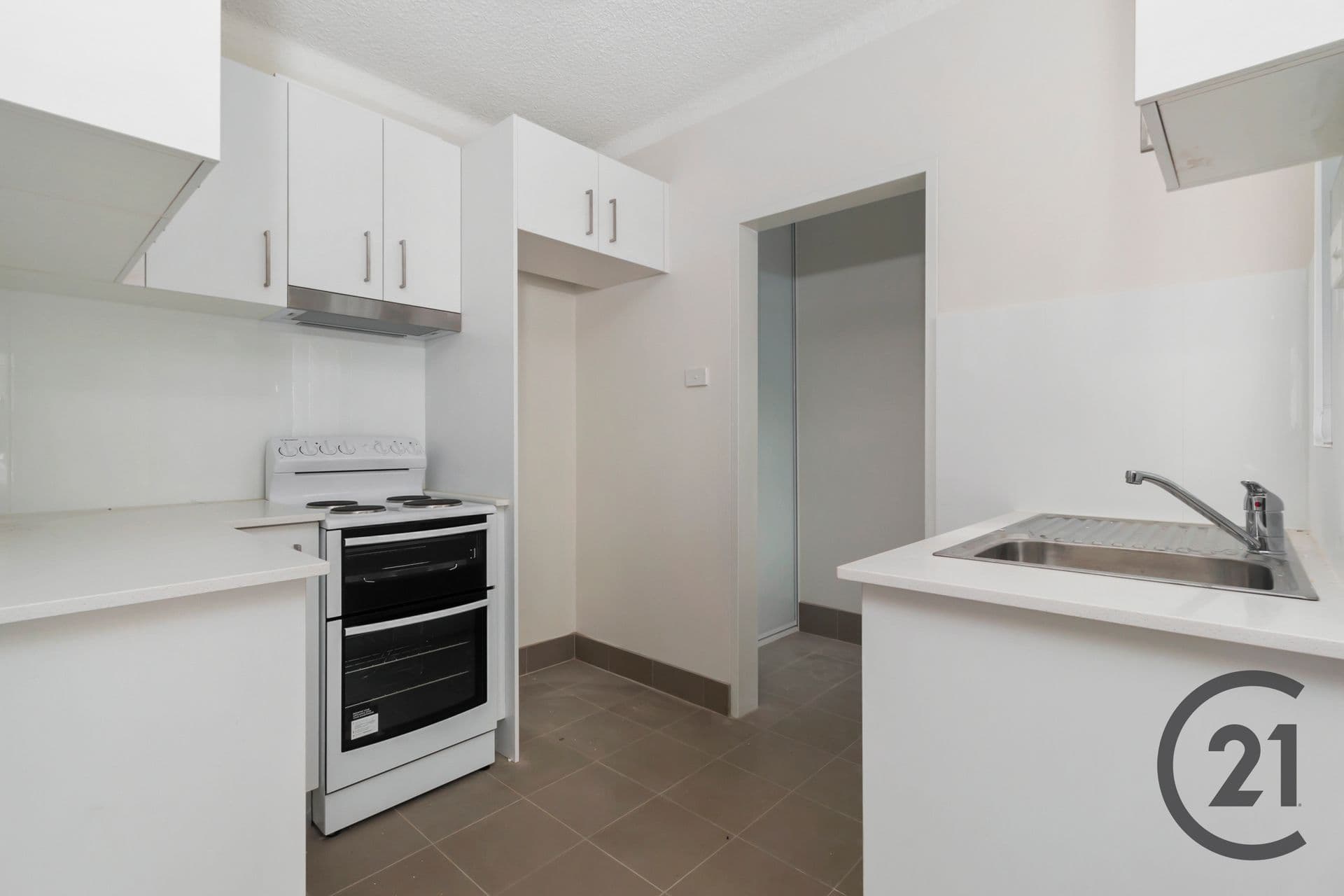 3/3 Hart Street, Warwick Farm, NSW, 2170, Warwick Farm - Thumbnail 2