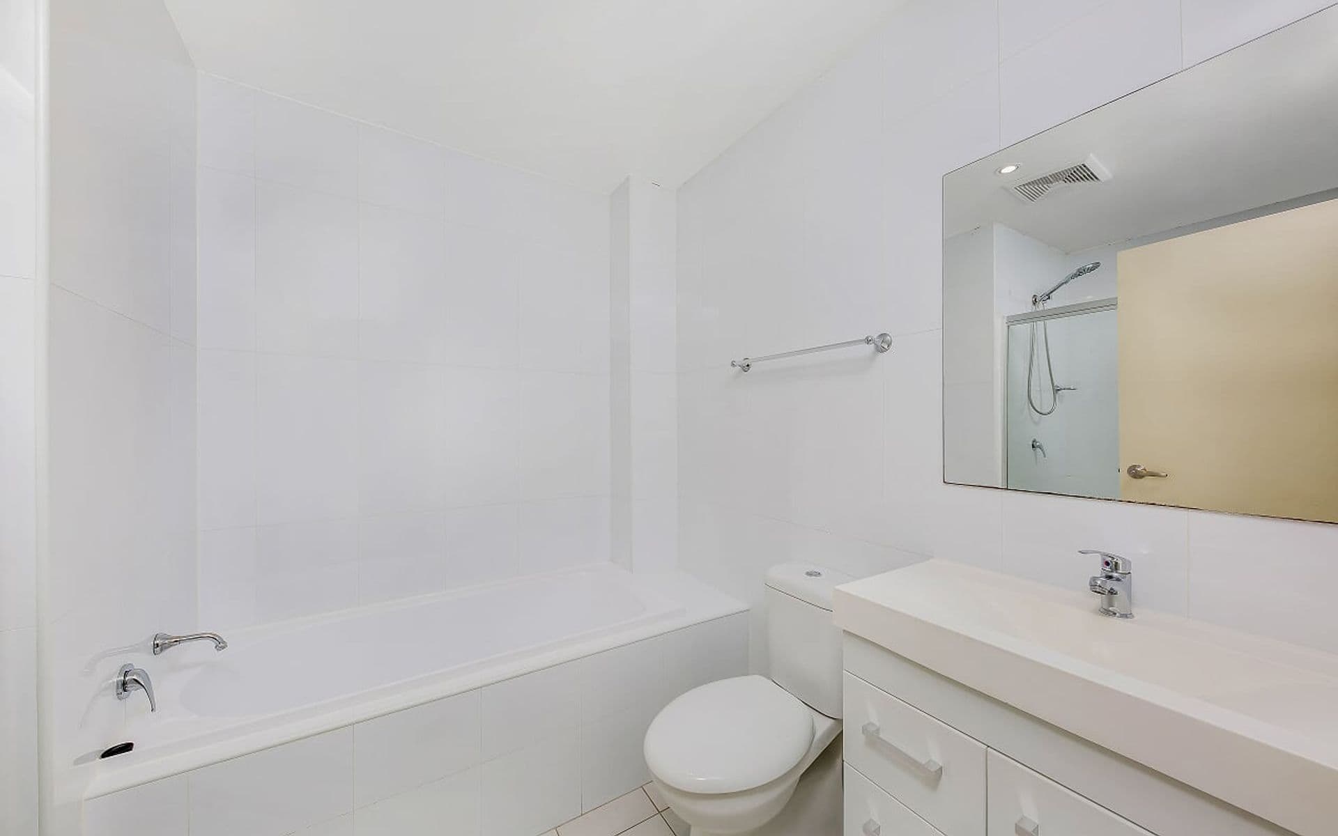 4/24 Lachlan Street, Liverpool, NSW, 2170, Liverpool - Thumbnail 6