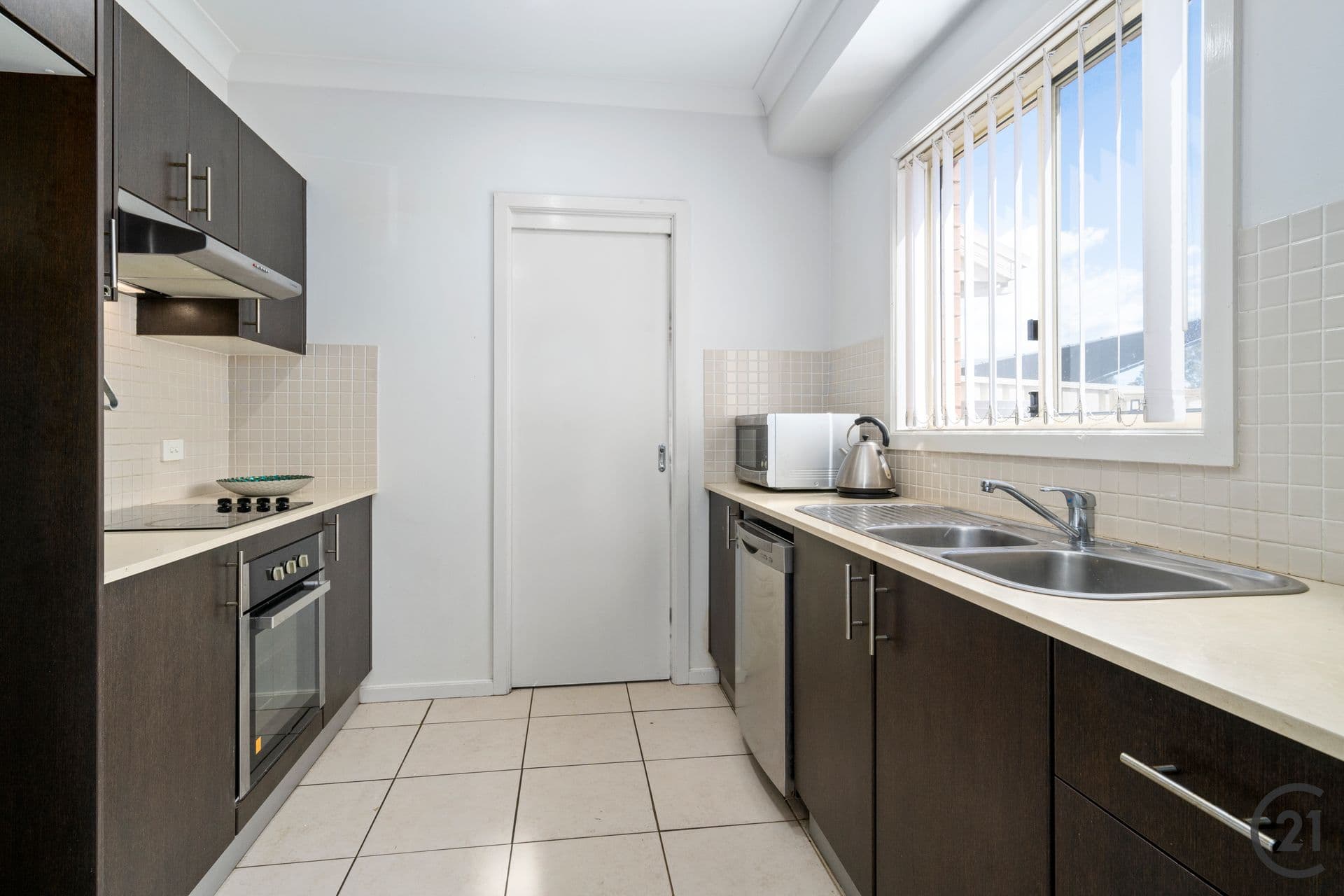 2/37 St Paul's Crescent, Liverpool, NSW, 2170, Liverpool - Thumbnail 3