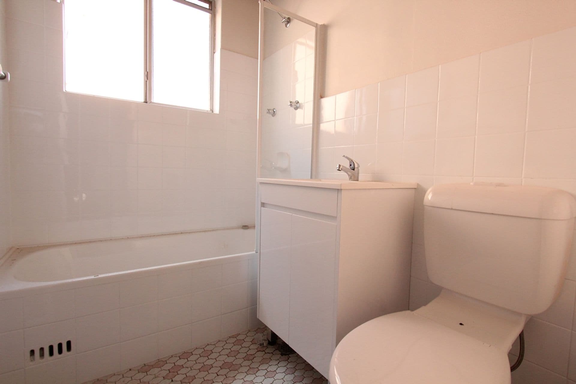 2/3 Hart Street, Warwick Farm, NSW, 2170, Warwick Farm - Thumbnail 6