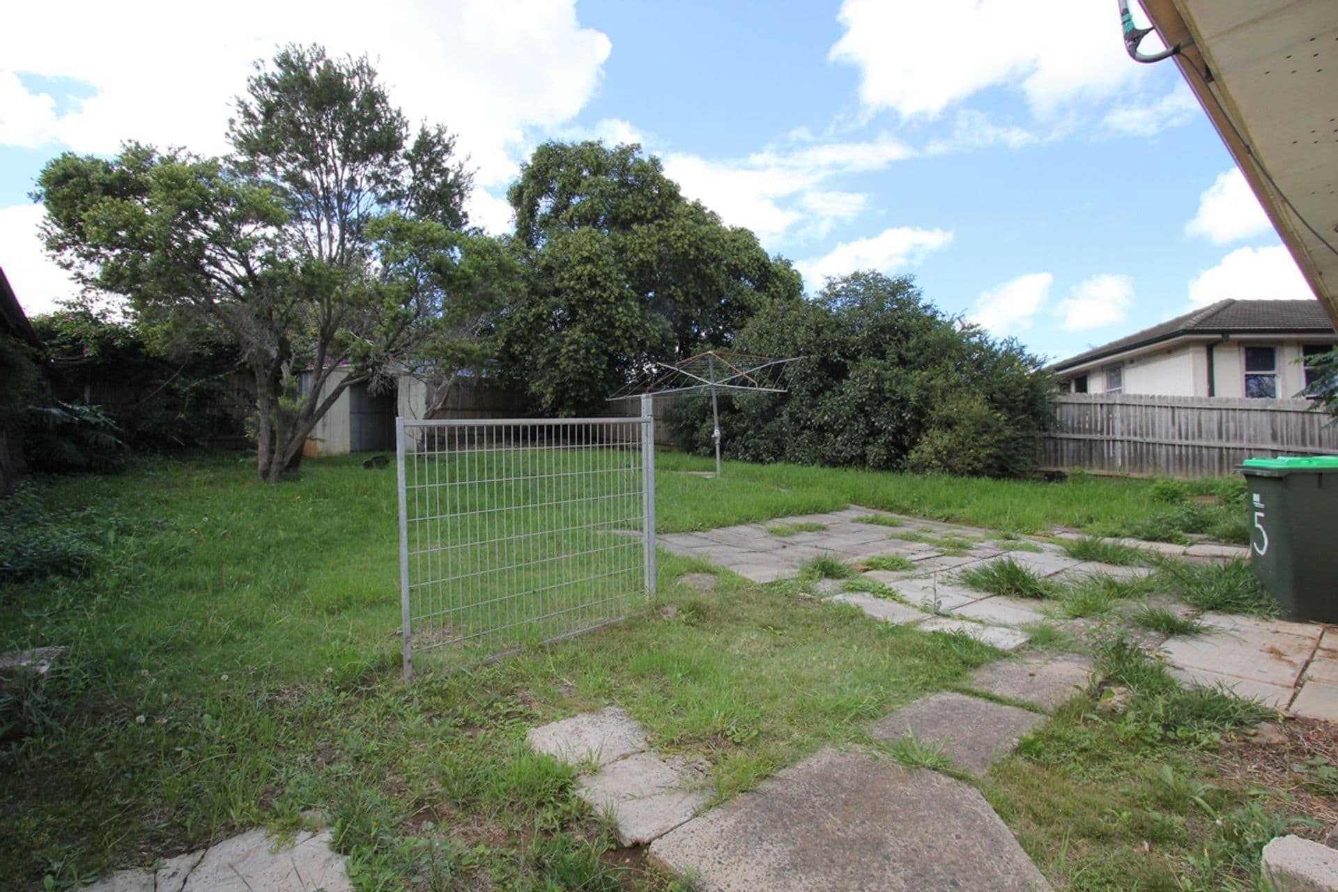 5 Lomani Street, Busby, NSW, 2168, Busby - Thumbnail 8