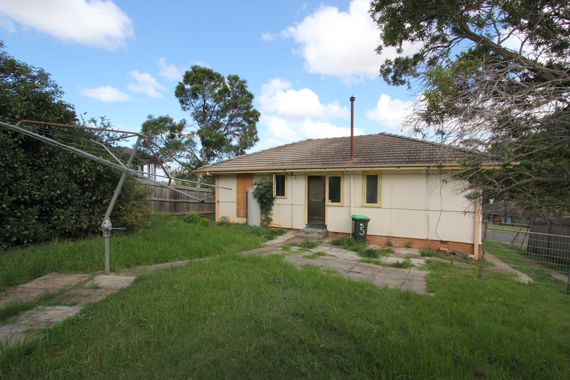 5 Lomani Street, Busby, NSW, 2168, Busby - Thumbnail 7