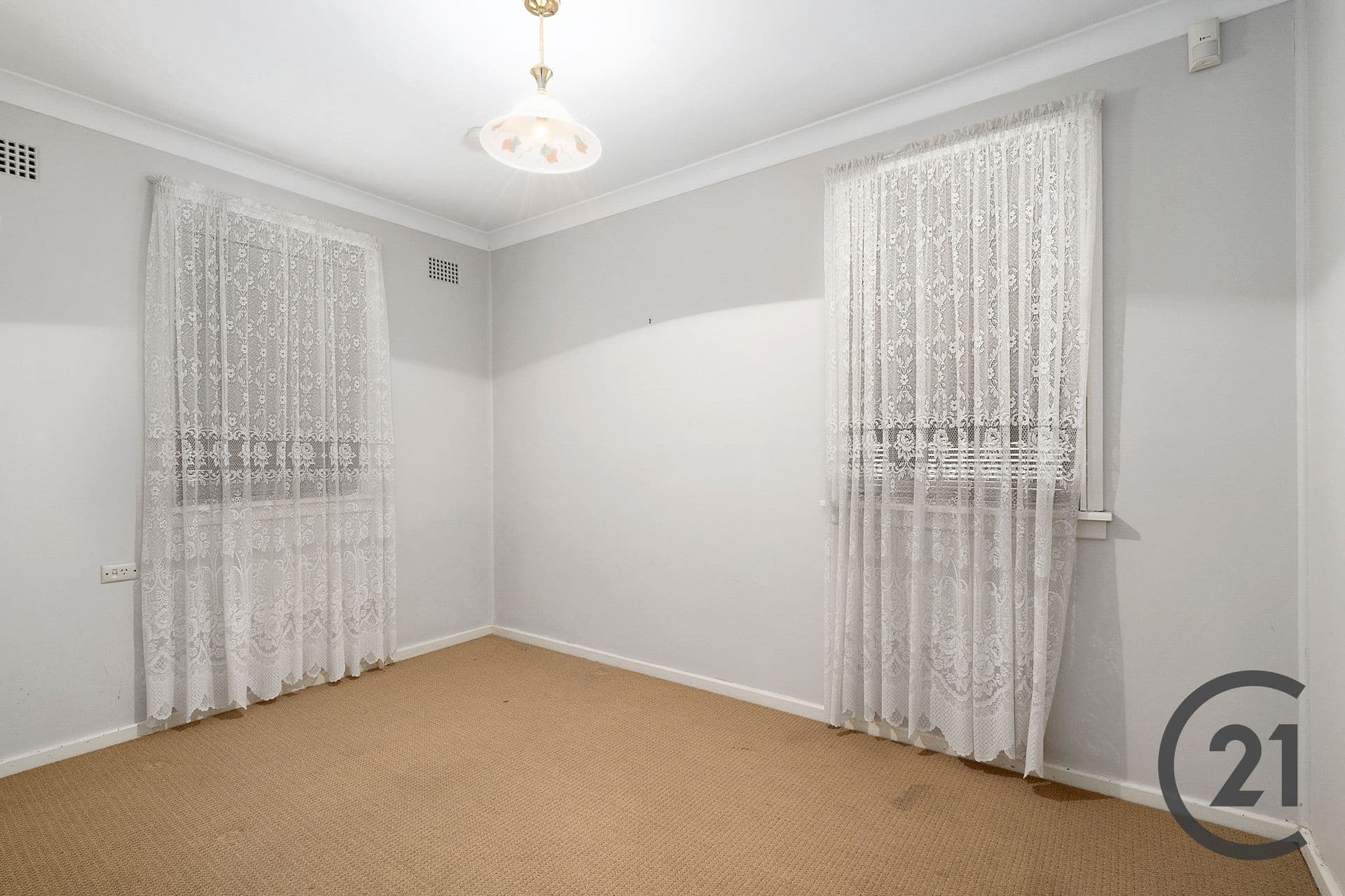 32  Mawson Drive, Cartwright, NSW, 2168, Cartwright - Thumbnail 6