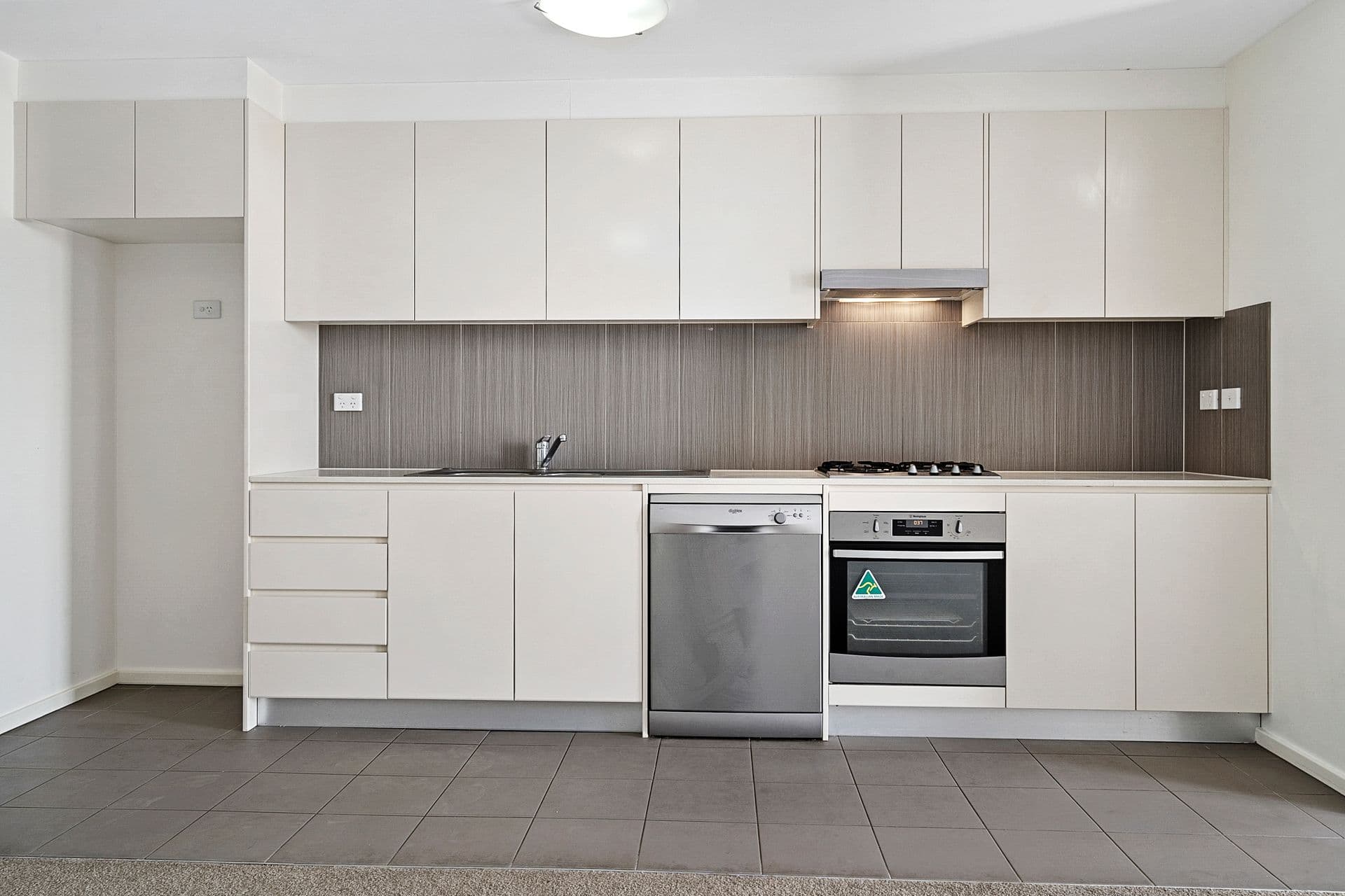 113/69-73 Elizabeth Drive, Liverpool, NSW, 2170, Liverpool - Thumbnail 3