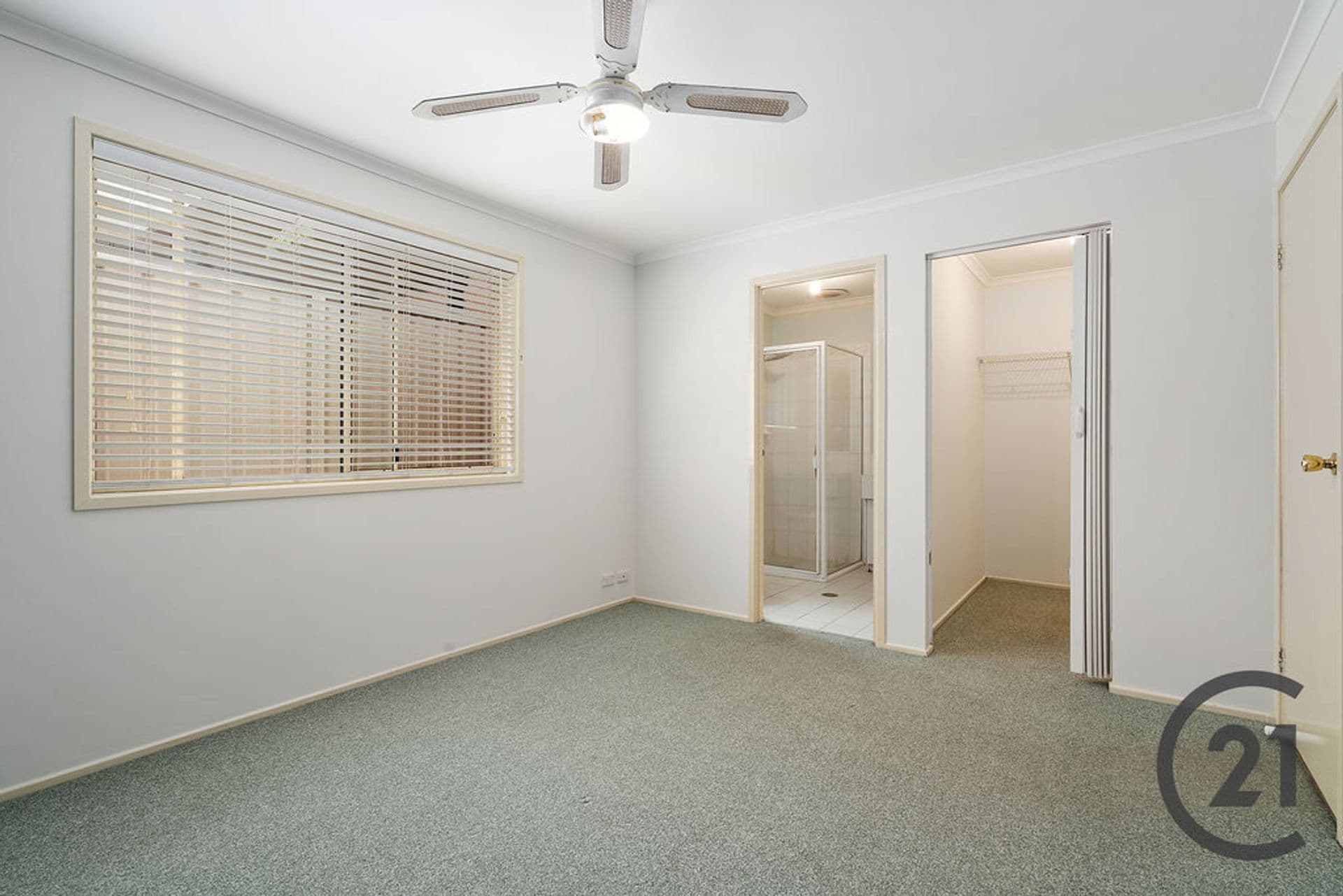 1  Bergalia Close, Prestons, NSW, 2170, Prestons - Thumbnail 6