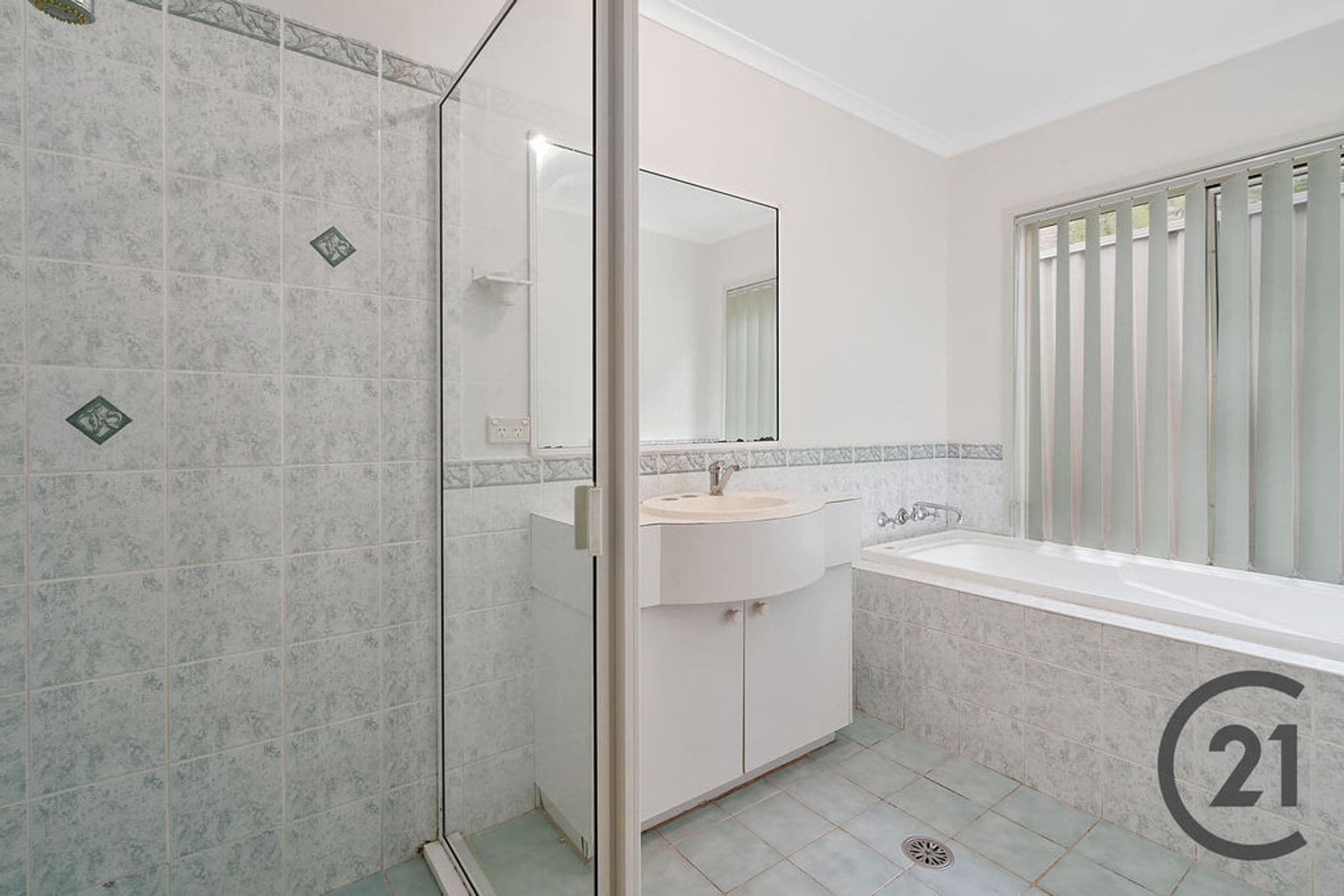 1  Bergalia Close, Prestons, NSW, 2170, Prestons - Thumbnail 7
