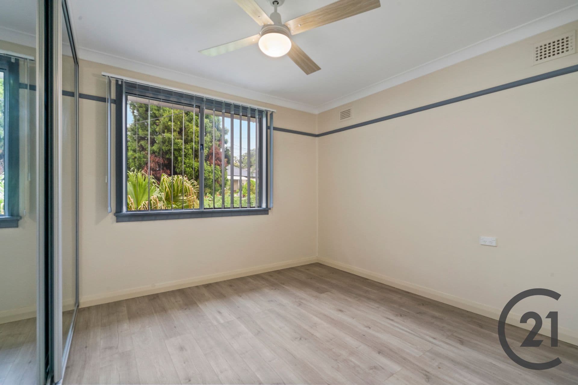 35 Strickland  Crescent, Ashcroft, NSW, 2168, Ashcroft - Thumbnail 5