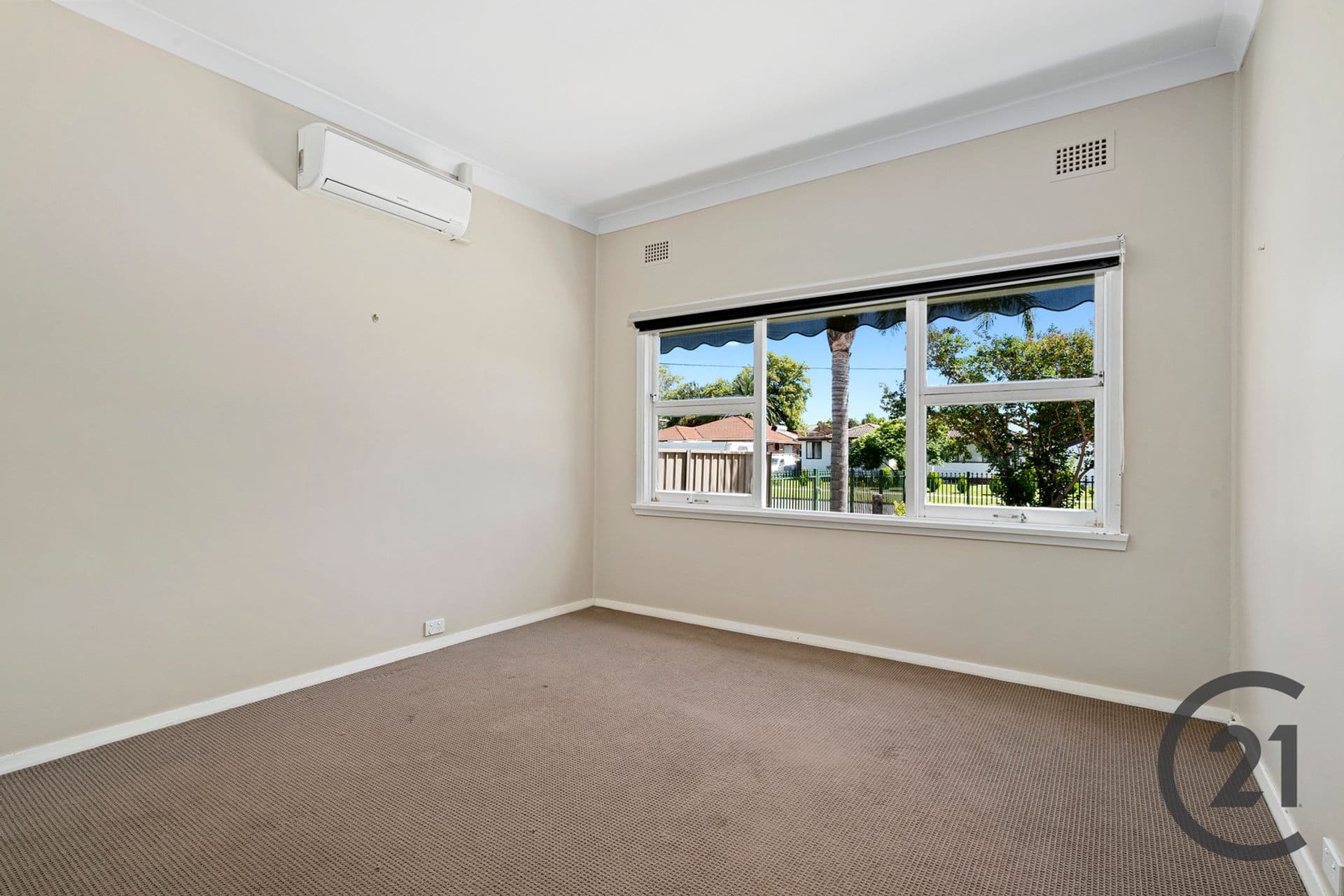 15 Weir Crescent, Lurnea, NSW, 2170, Lurnea - Thumbnail 7