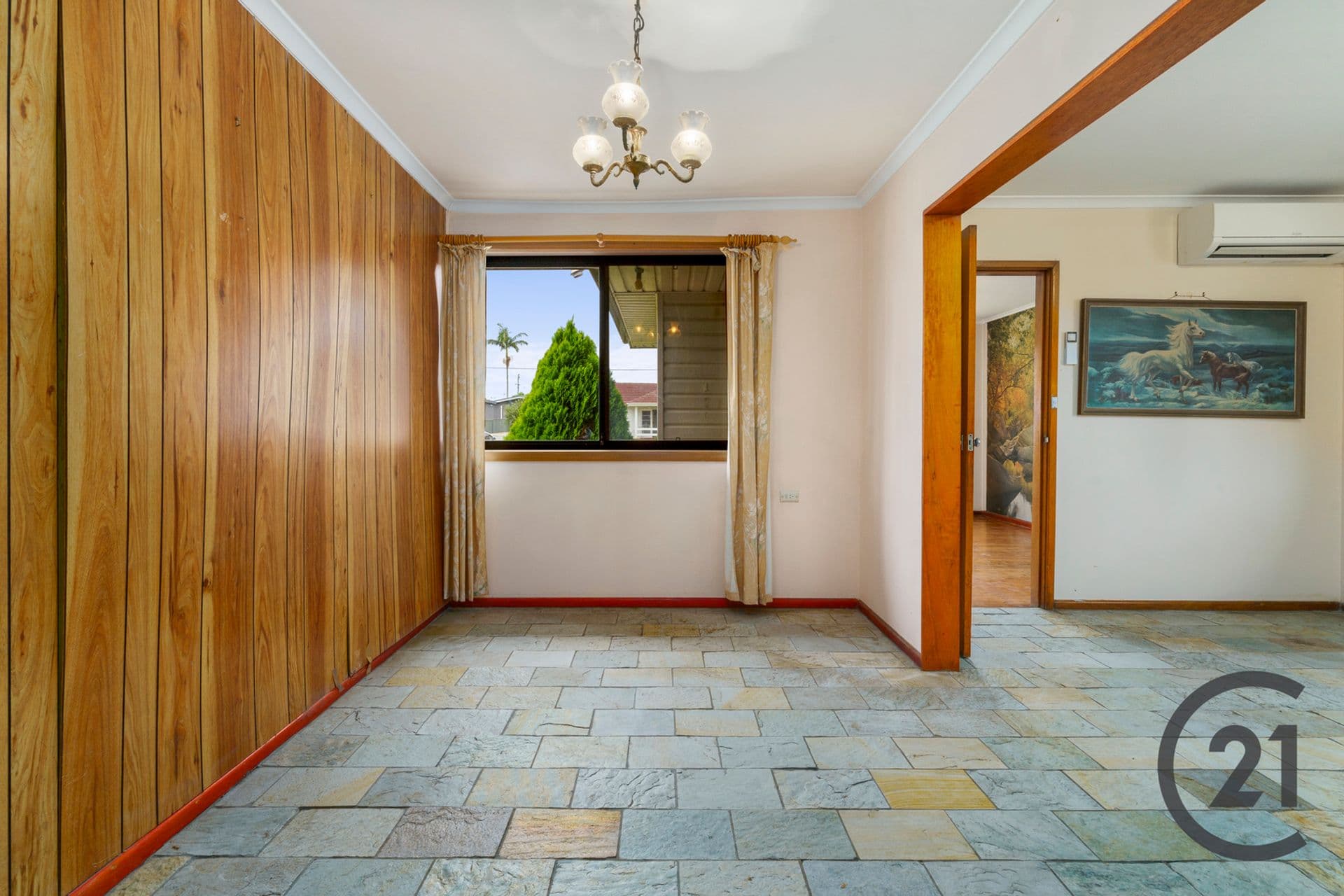 18 Hull Avenue, Lurnea, NSW, 2170, Lurnea - Thumbnail 4
