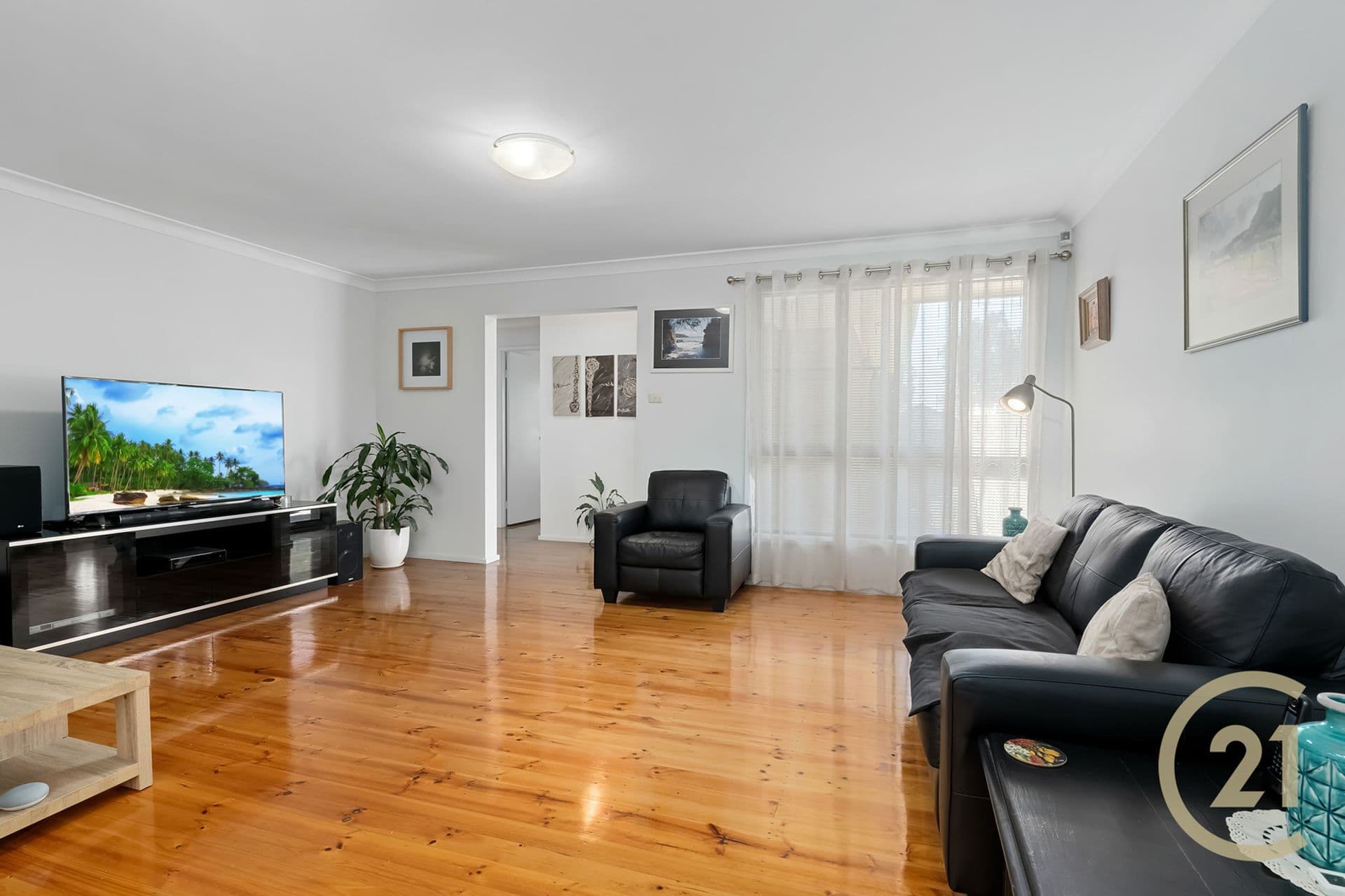 40 Araluen Avenue, Moorebank, NSW, 2170, Moorebank - Thumbnail 2