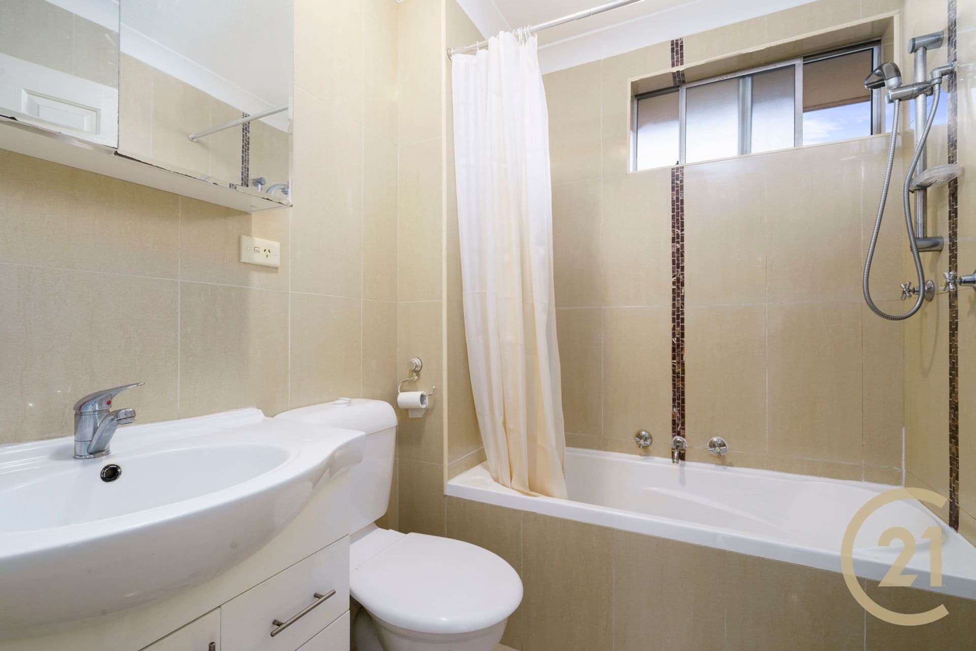 9/8 Drummond Avenue, Warwick Farm, NSW, 2170, Warwick Farm - Thumbnail 4