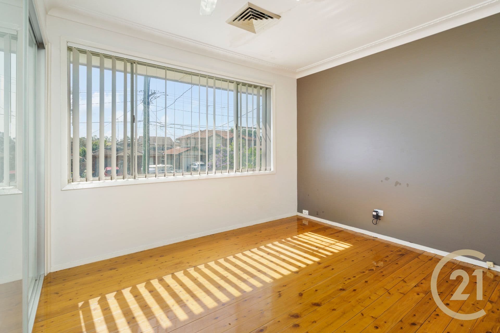 81 Renton Ave, Moorebank, NSW, 2170, Moorebank - Thumbnail 7