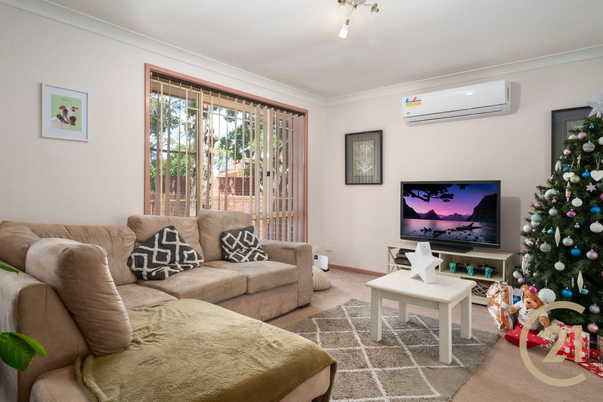 9 Yarran Court, Wattle Grove, NSW, 2173, Wattle Grove - Thumbnail 2