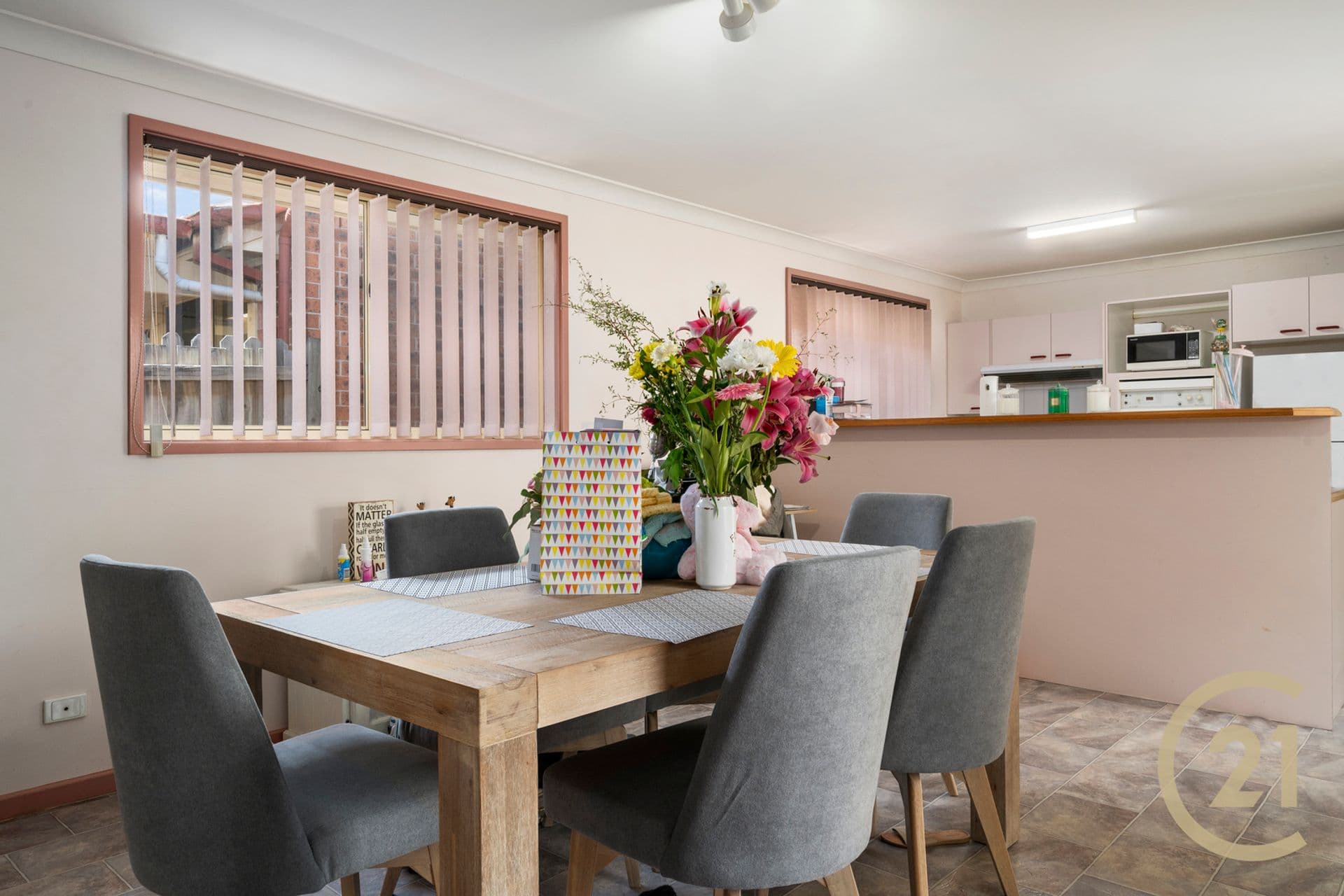 9 Yarran Court, Wattle Grove, NSW, 2173, Wattle Grove - Thumbnail 4