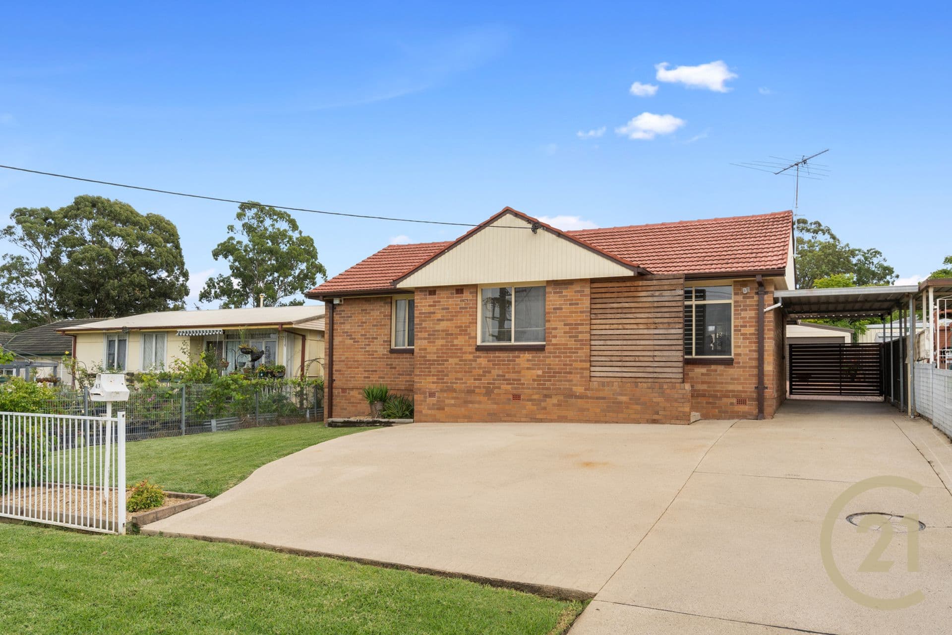 43 Aberdeen Road, Busby, NSW, 2168, Busby - Image 1