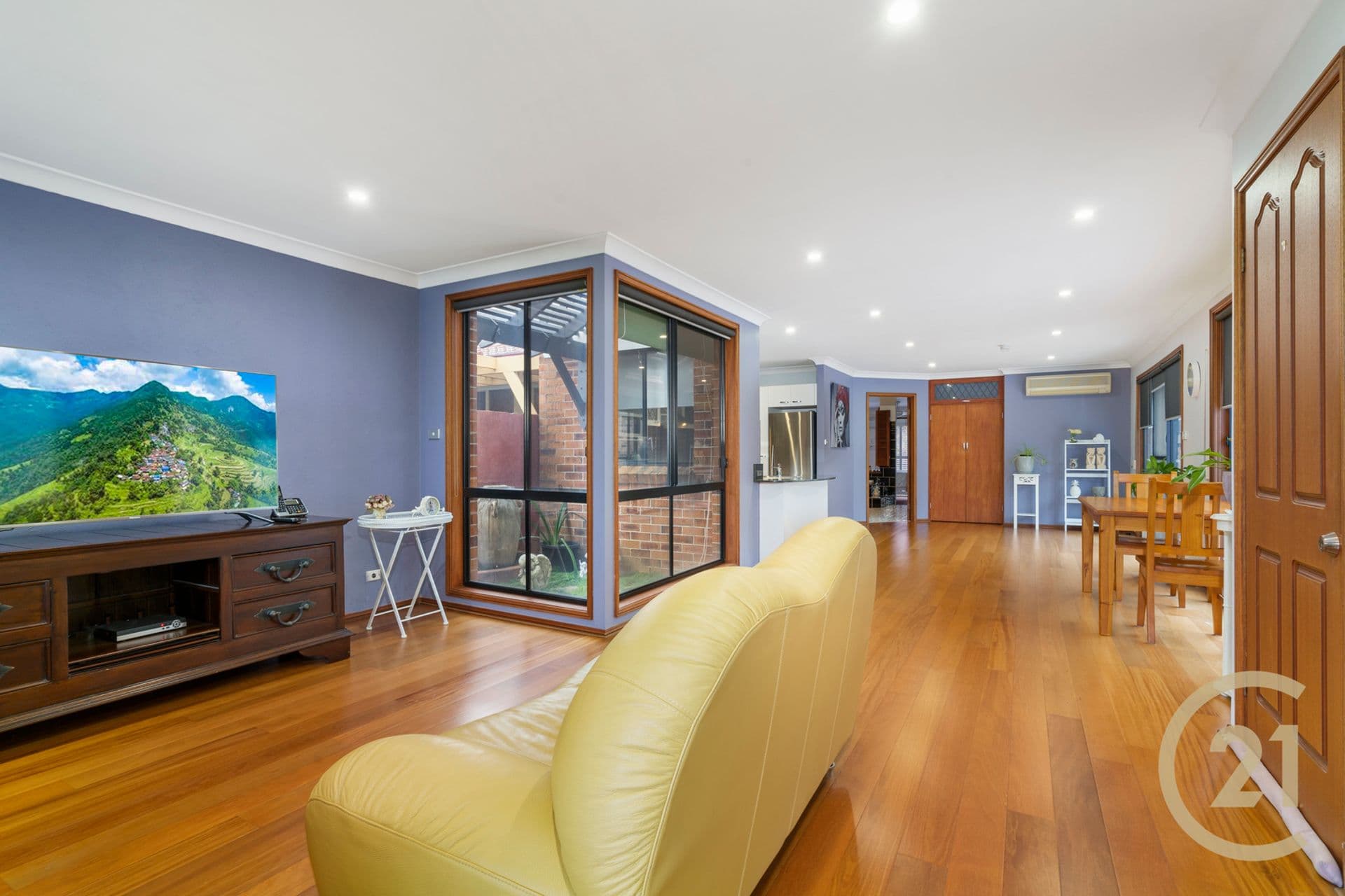15 Warrego Court, Wattle Grove, NSW, 2173, Wattle Grove - Thumbnail 2