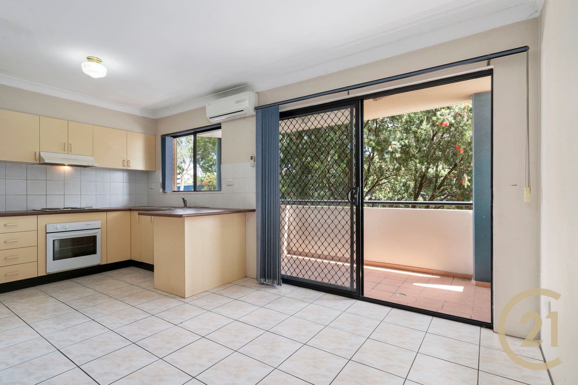 4/114-116 Bigge Street, Liverpool, NSW, 2170, Liverpool - Thumbnail 2