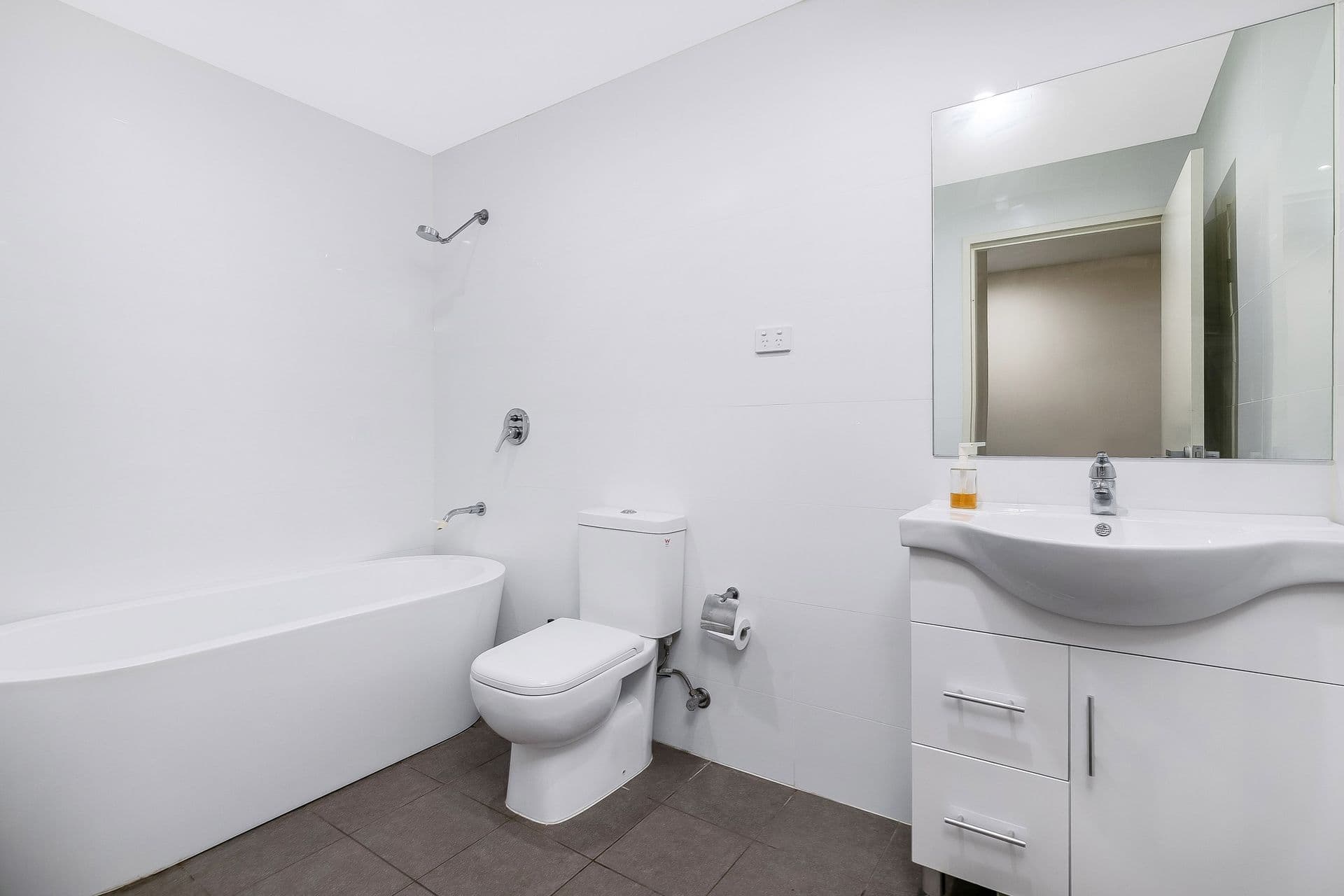 86/1 Browne Parade, Warwick Farm, NSW, 2170, Warwick Farm - Thumbnail 3