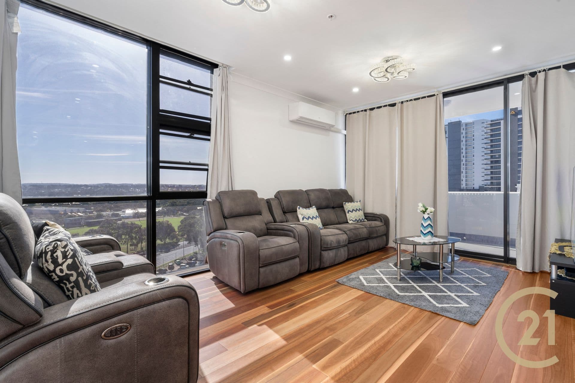 1203/420 Macquarie Street, Liverpool, NSW, 2170, Liverpool - Thumbnail 2